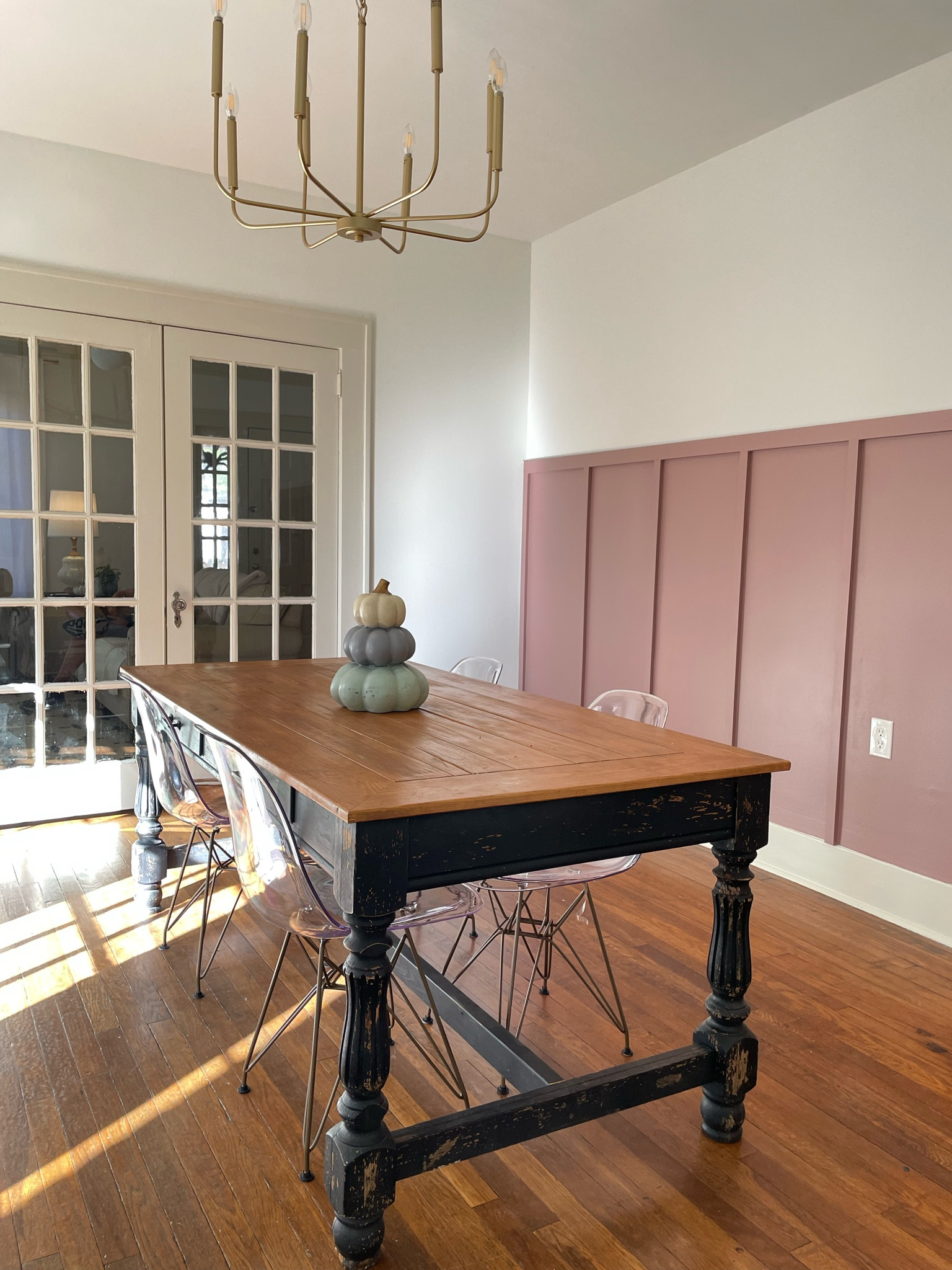 Dining room is coming together! I love the mix of modern with vintage items for a super cozy feel. Not to mention our nearly 100 year old doors, doorknobs and flooring! Now to get our wallpaper ordered and installed! 

Amazon home finds, Walmart home, Walmart finds, dining room chairs, ghost chairs, vintage dining room, fall home decor, gold lighting, dining room lighting, board and batten 

#LTKSeasonal #LTKfamily #LTKhome