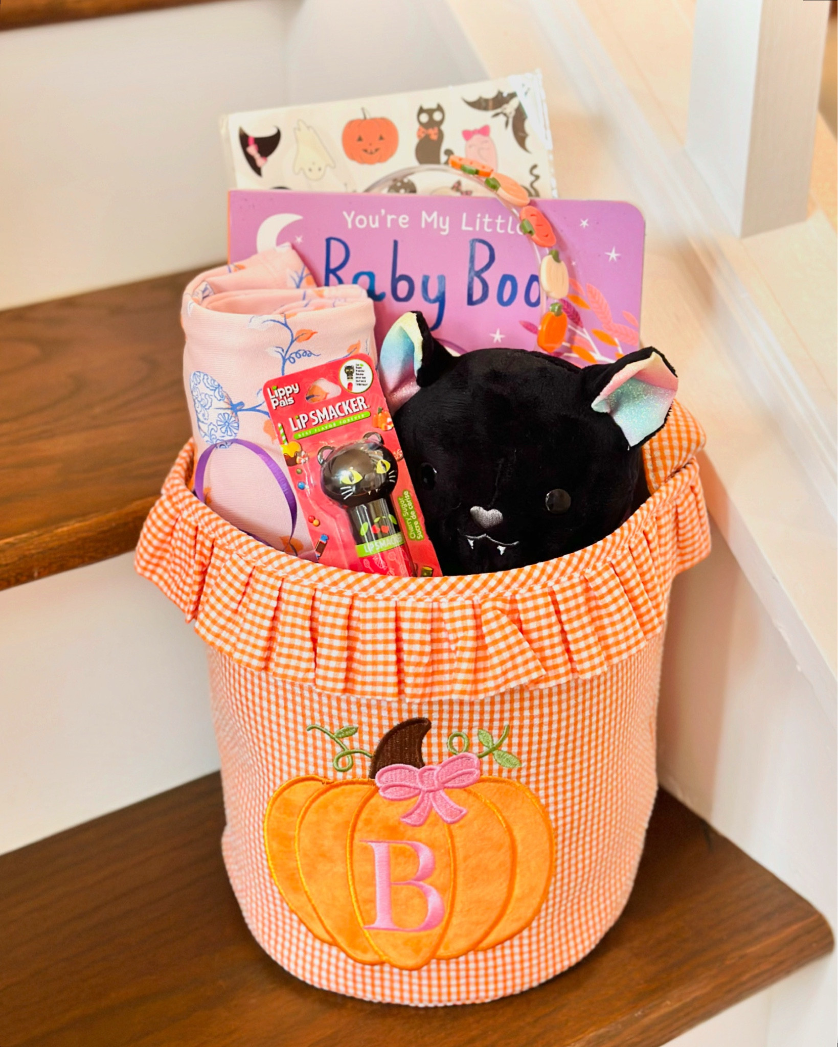 Boo Basket, Boo Bucket, Halloween gifts, Halloween treats

#LTKHalloween #LTKKids #LTKFindsUnder50