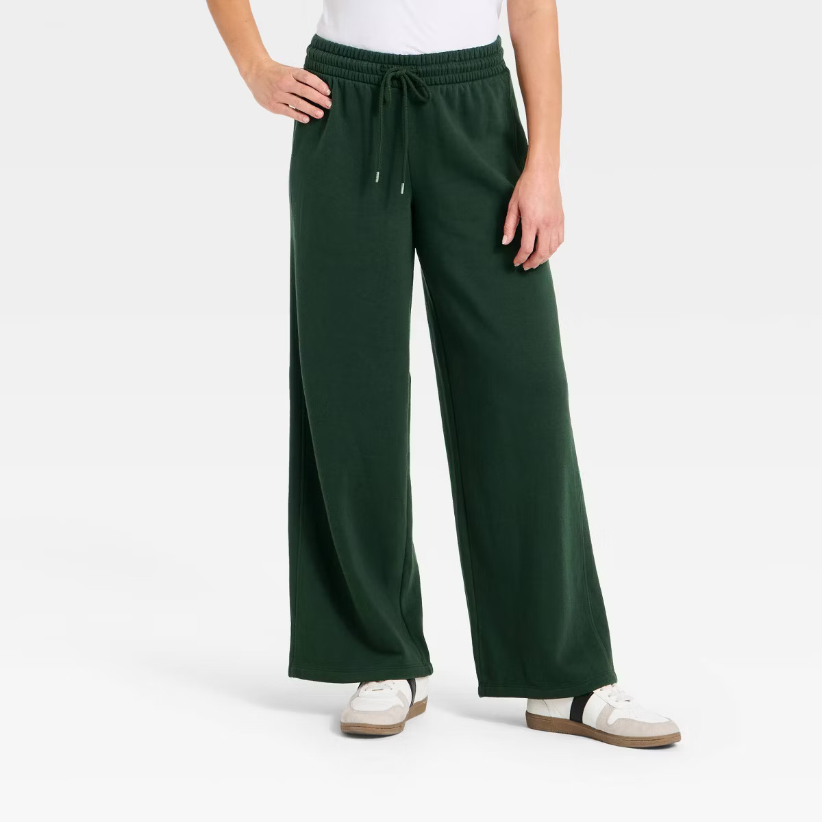 Women's Mid-Rise Straight Leg Pull-On Pants - Universal Thread™ | Target
