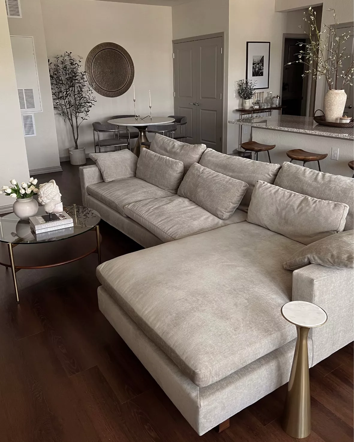 Harmony 2 Piece Sectional with Chaise Harmony 2 Piece Sectional with Chaise