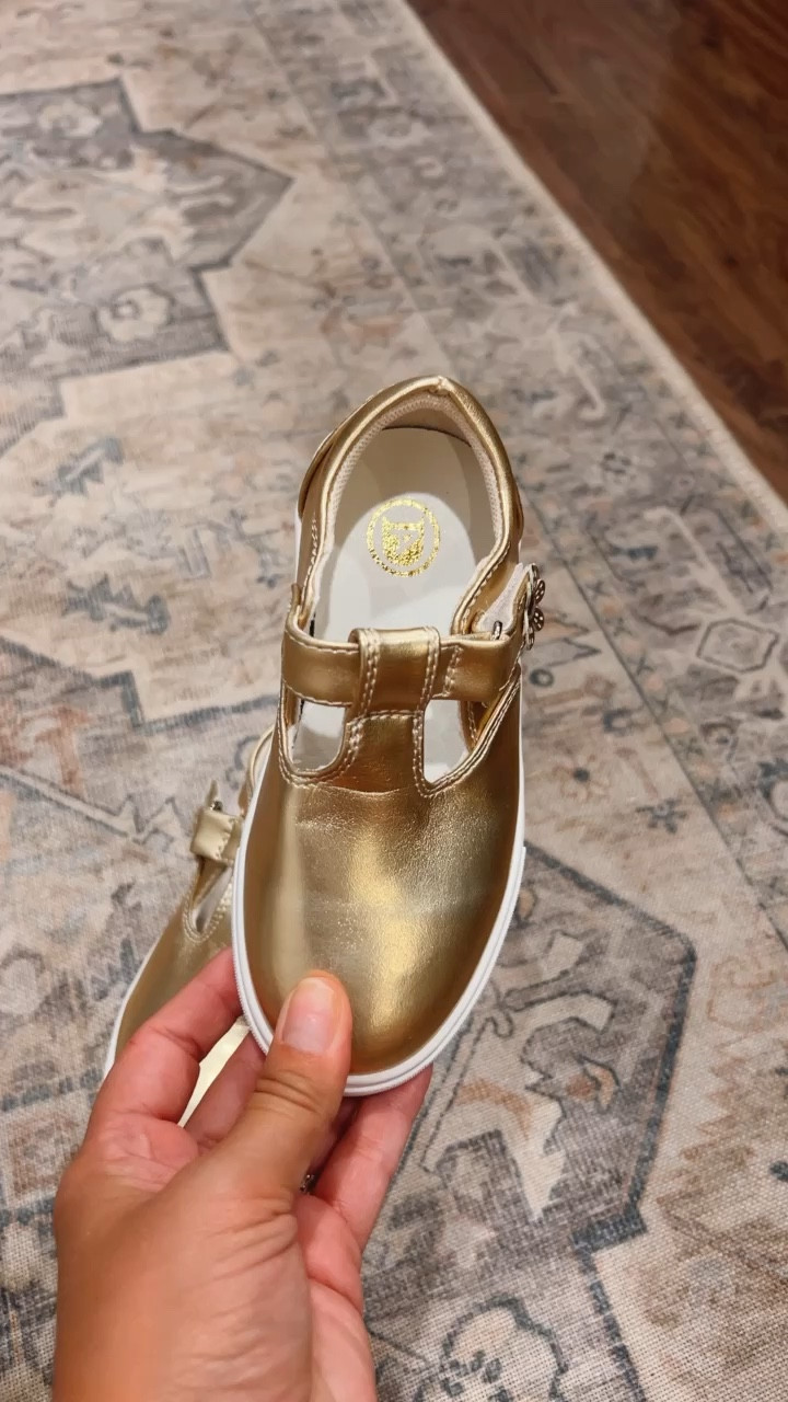 The perfect preschool or church shoe for little feet ☺️☺️

#LTKbaby #LTKBacktoSchool #LTKkids