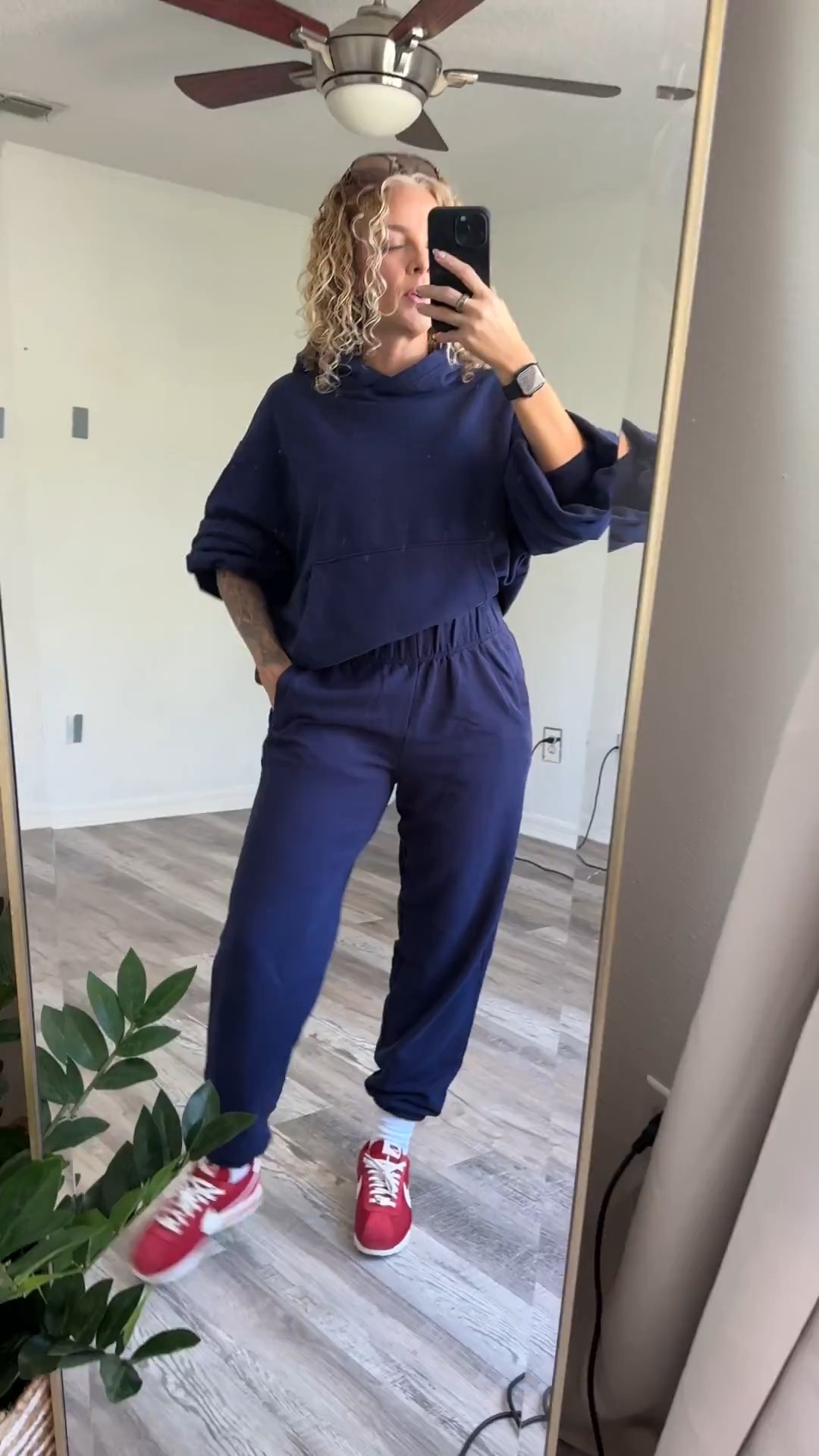 Aerie set on sale. Perfect
For travel,
Lounge or errands  

#LTKootd #LTKOver40 #LTKFindsUnder50