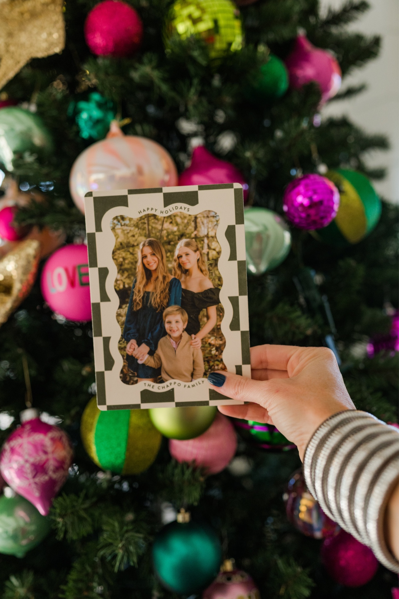 \\ Holiday Cheer with Minted //

@minted #mintedpartner #ad

Use code BETHHOLIDAY23 for 20% off + free shipping on holiday cards and select gifts! 

