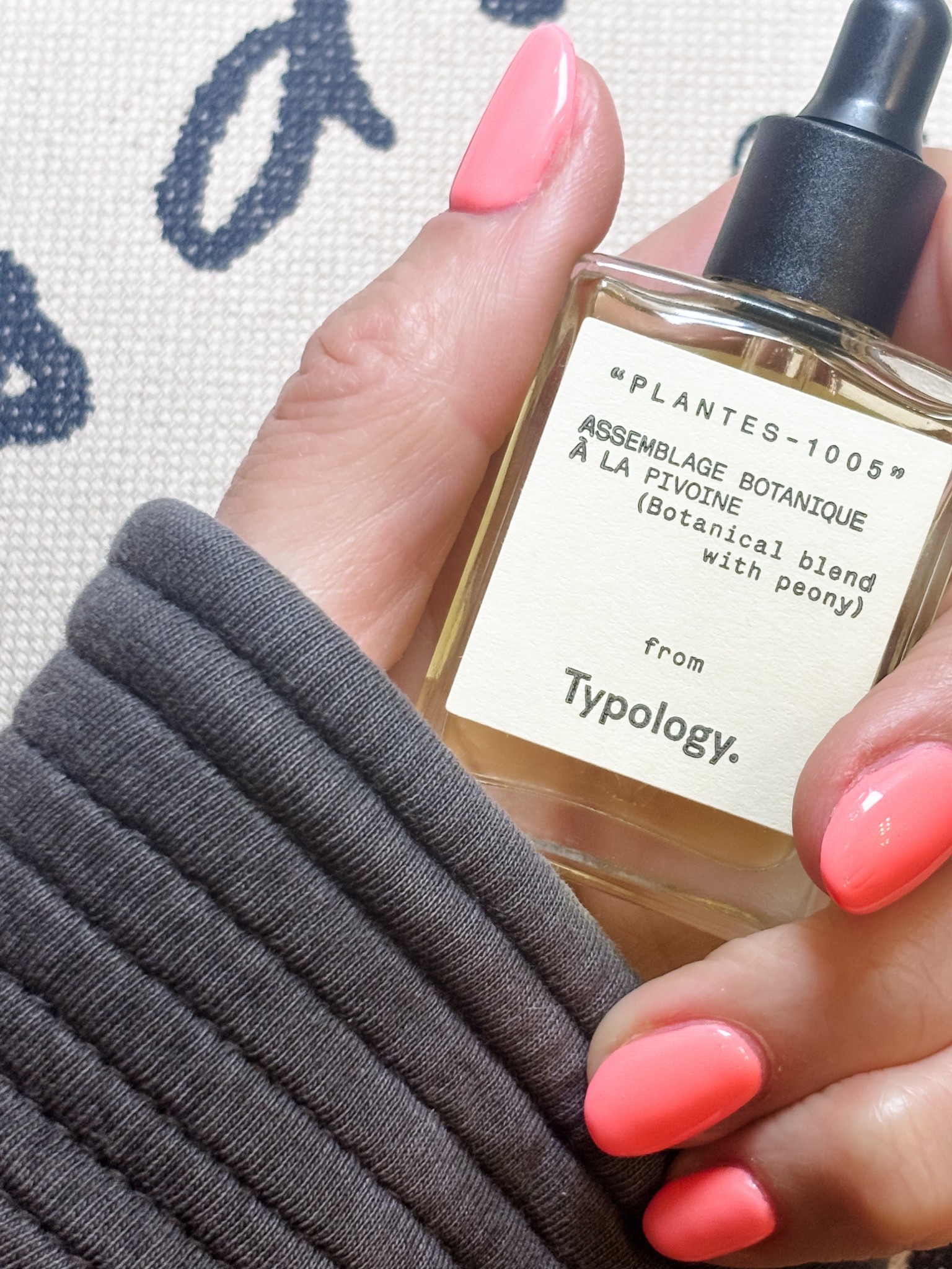 𝙶𝚁𝚆𝙼 𝚏𝚘𝚛 𝚣𝚣𝚣𝚣𝚣𝚣𝚣𝚣! 😴

#LTKBeauty #LTKFindsUnder50 #LTKOver40