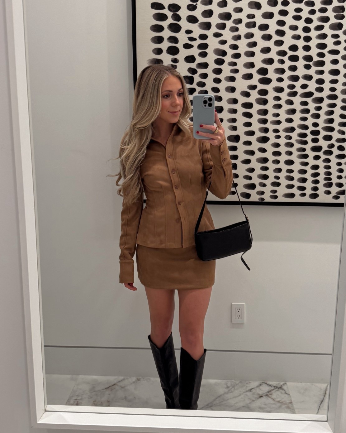 Suede set size small 

#LTKmomlife #LTKHoliday #LTKTravel