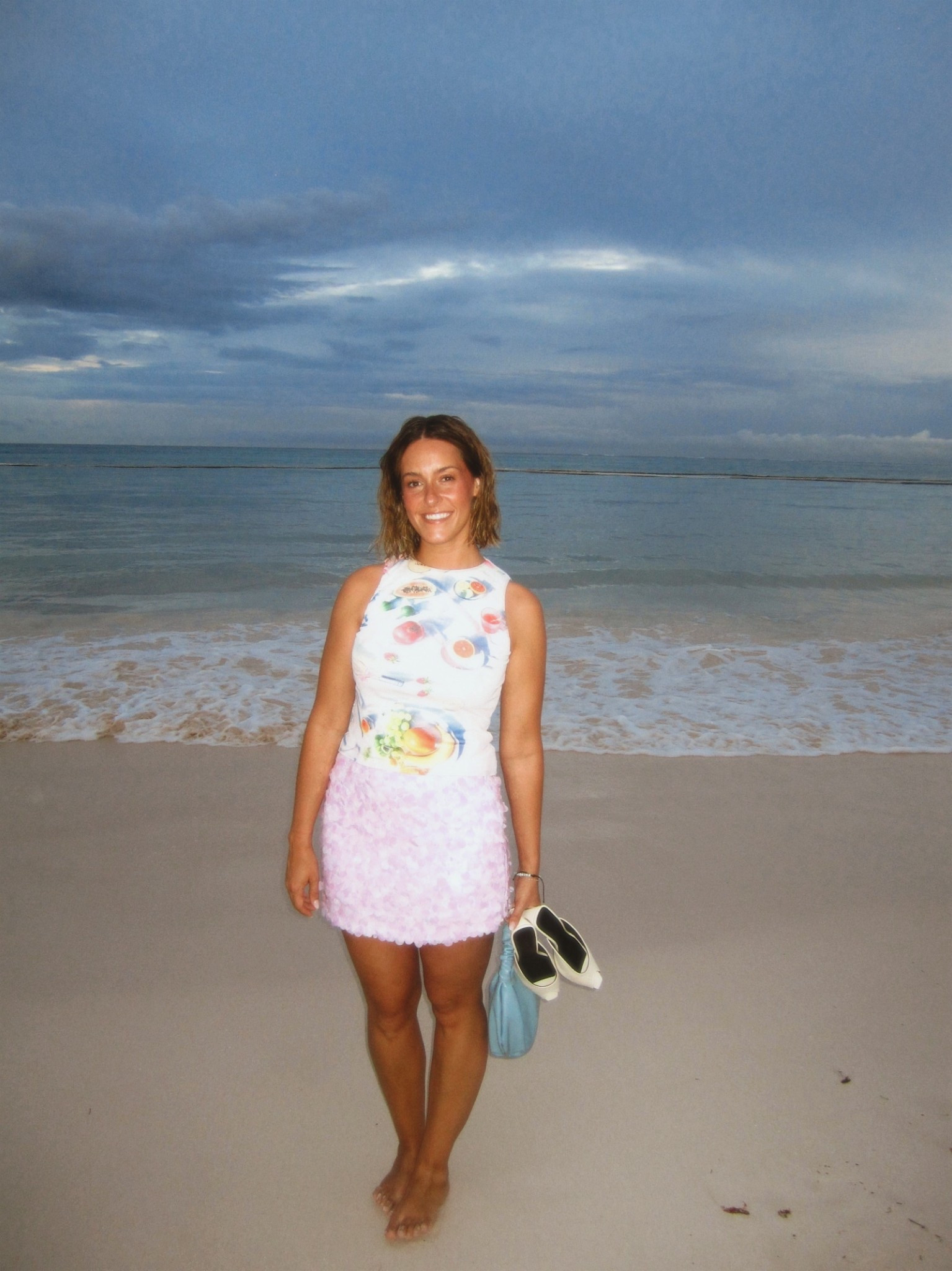 Last night in paradise

My top is Nuuly & skirt is old Zara