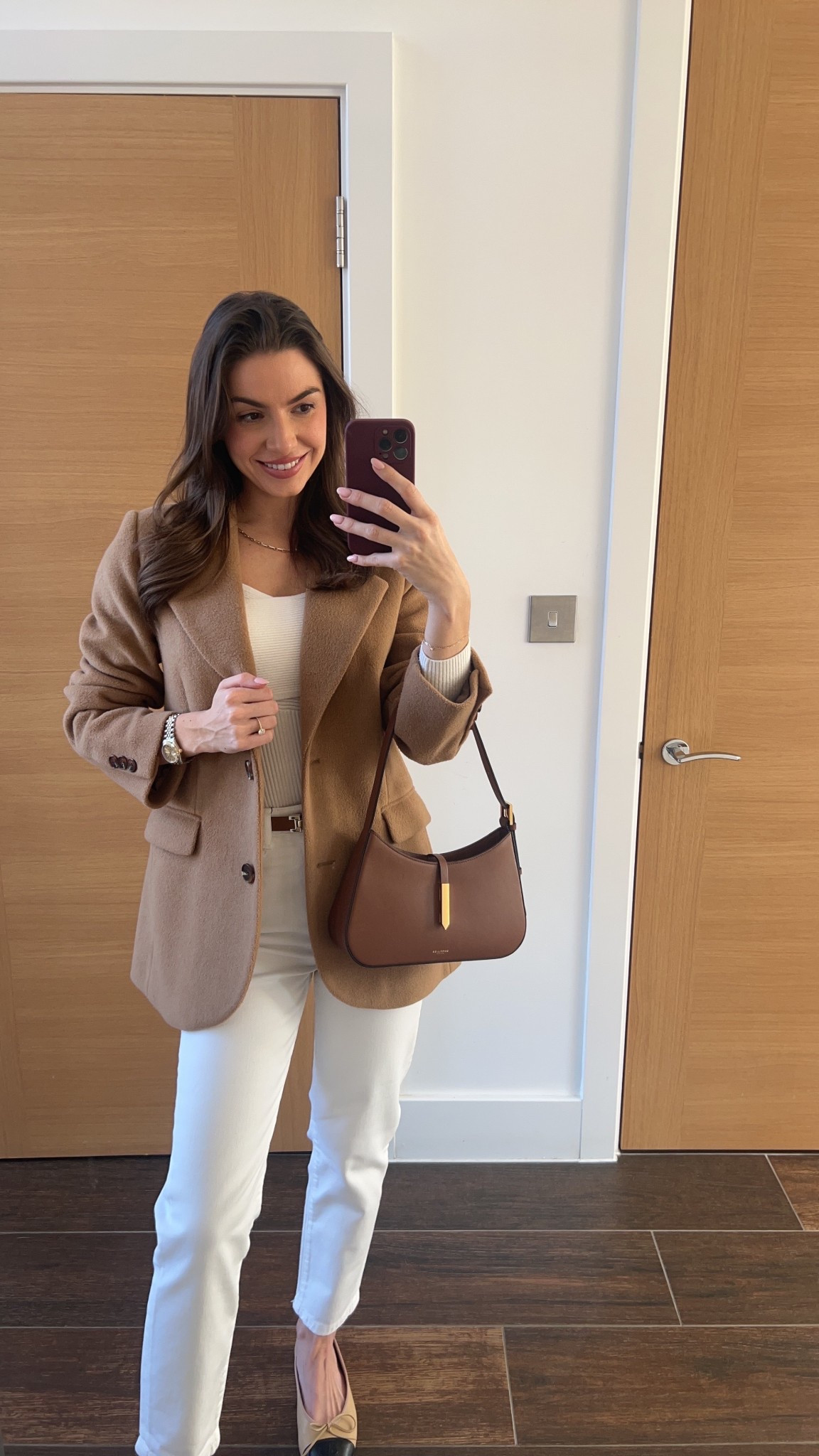 Spring essentials!

This white Zara jeans are so lovely!

#LTKspring #LTKstyletip #LTKuk