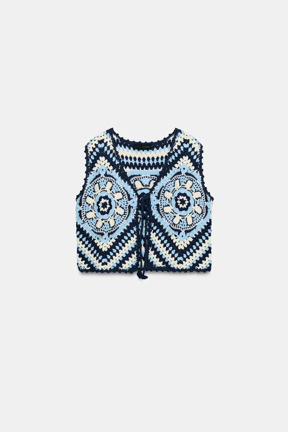 STRICK-PULLUNDER MIT H\u00c4KELDETAILS | Zara US