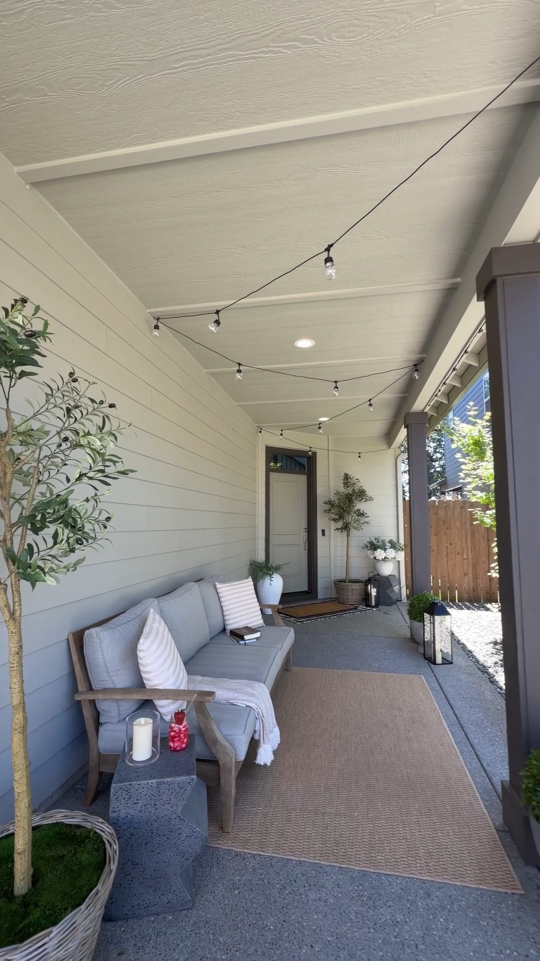 My dream front porch thanks to @wayfair 🍓 #wishyouwerehere #outdoor #wayfair #ad #wayfairpartner