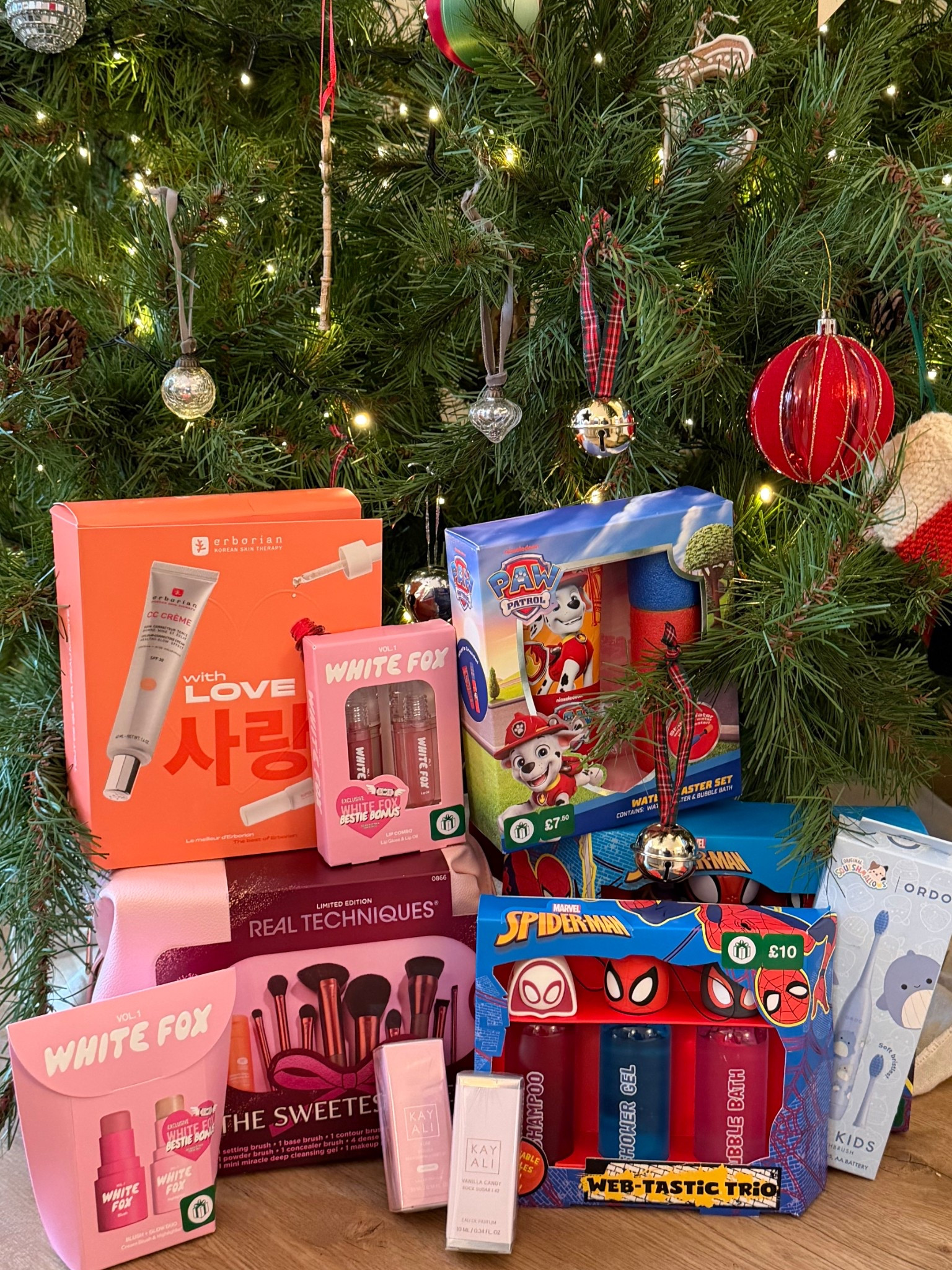 #ad @bootsuk #bootsuk GIFTGUIDE 
Last min gifting 


#LTKfestive #LTKgiftguide #LTKuk