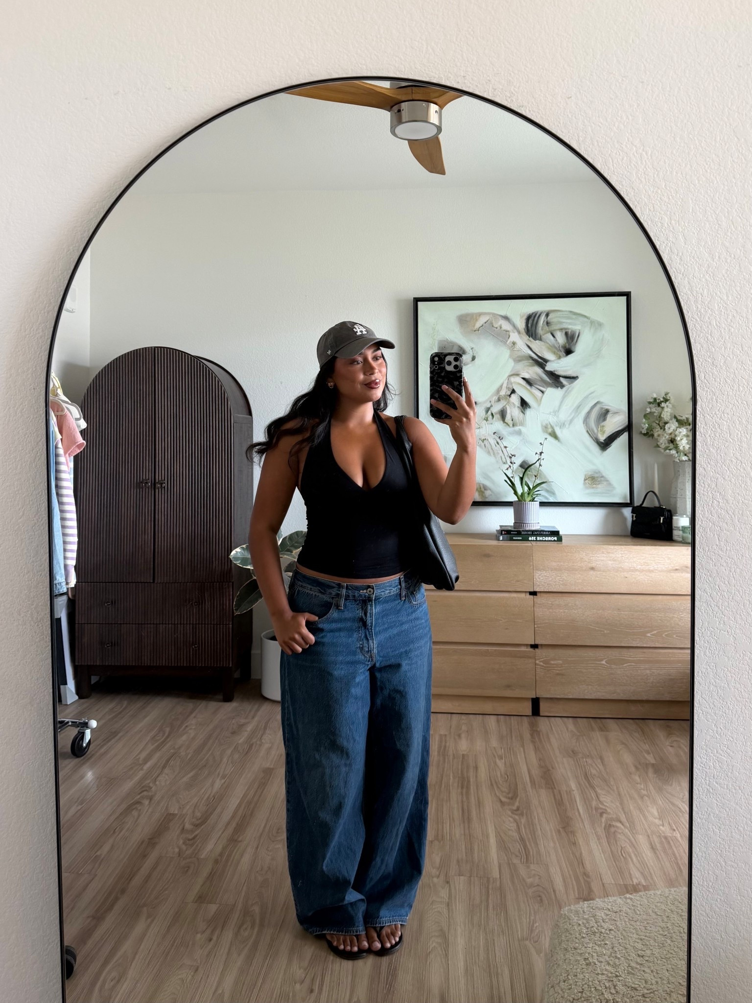casual outfit of the day🖤love this @Aritzia top SM, it’s an activewear top but legit just feels like a really buttery soft tank top (super stretchy, runs true to size, wearing a M, perfect staple piece imo)

#LTKSeasonal #LTKMidsize #LTKootd