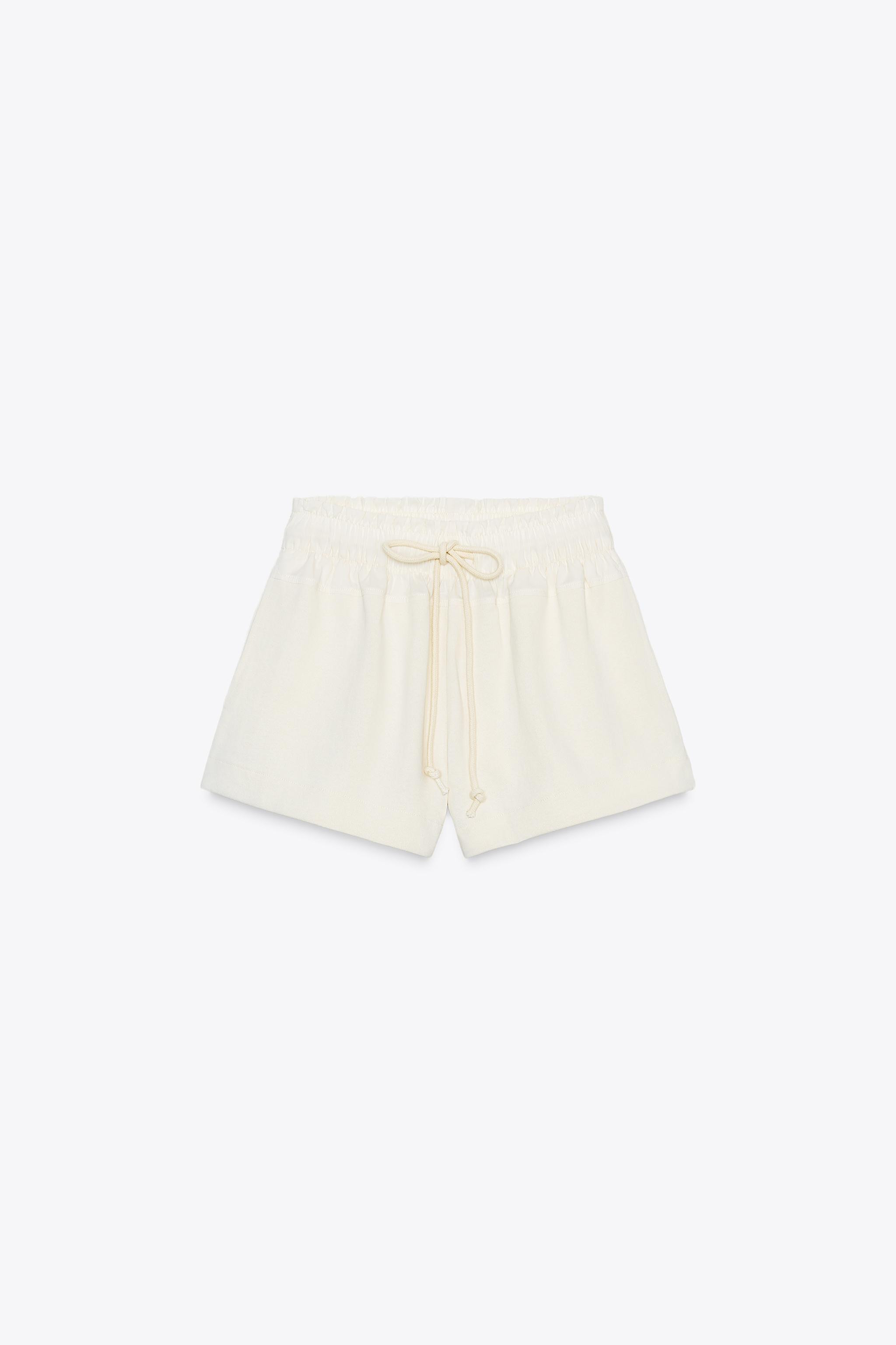 CONTRAST SHORTS | Zara US