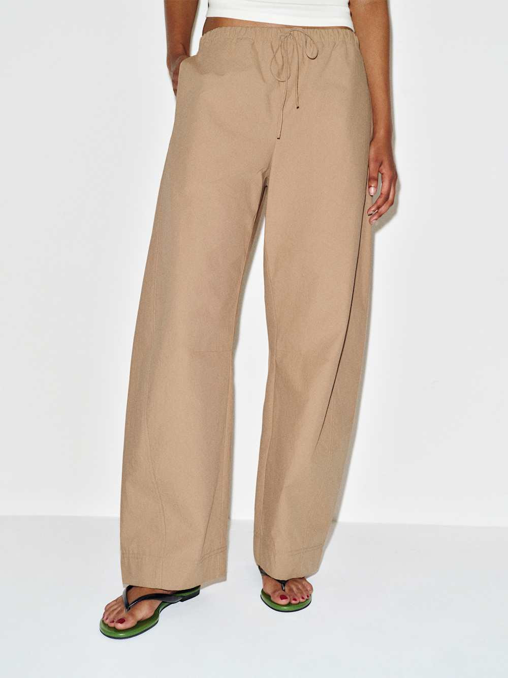 Elara Short Pant | Reformation (Global)