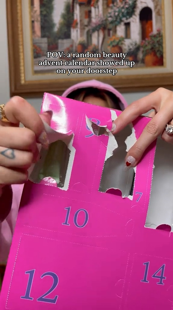 received an unexpected beauty advent calendar from BeautySpace so naturally i’m going to open them all with you 💓✨  this is less than $40!! Insane!!

|| #adventcalendarunboxing #beautyadventcalendar 

#LTKFindsUnder50 #LTKBeauty #LTKHoliday