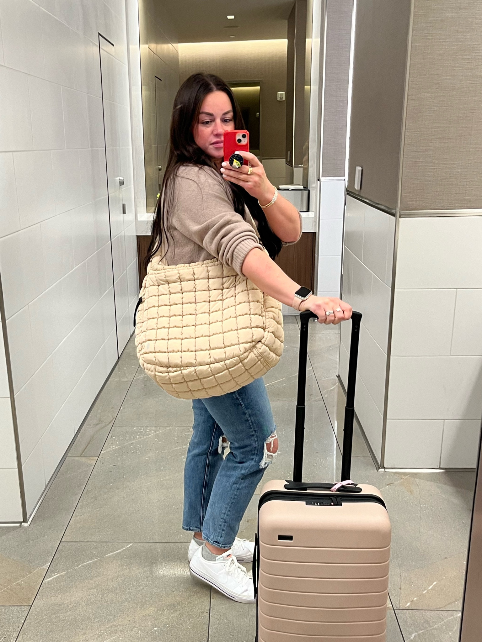 Travel bag MUST have! 

#LTKtravel #LTKitbag #LTKmidsize