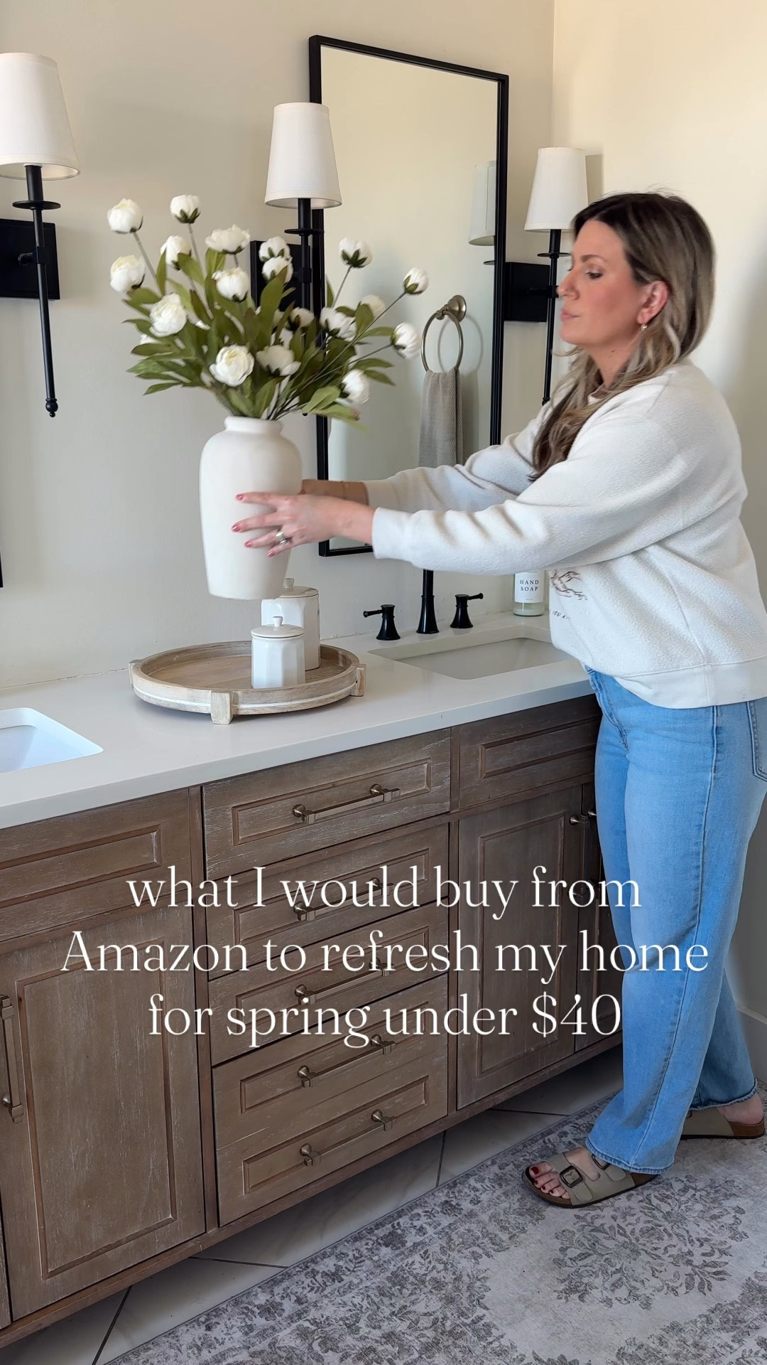 Amazon home decor finds under $40, perfect for a spring refresh!

Home decor, shelf decor, table decor, vase, decorative bowl, artwork, spring decor , faux greenery, faux floral

#LTKSaleAlert #LTKHome