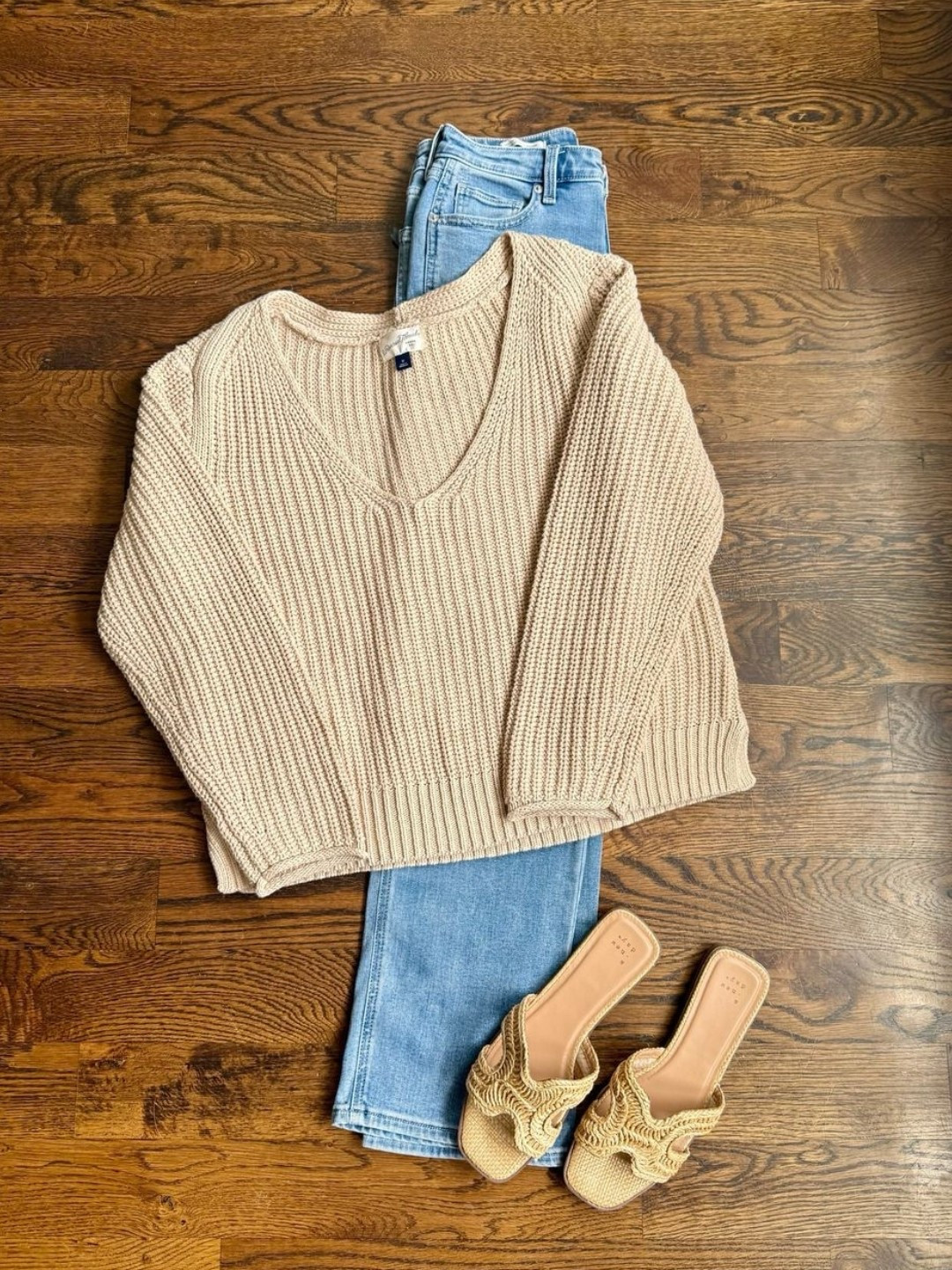 Target Early Spring Outfit Inspo🌼 @Target 
Oversized Spring Sweater, High Rise Straight Jeans, 
#easyoutfit #flatlay #affordablefashion #LTKOver50


#LTKootd #LTKOver40 #LTKmomlife