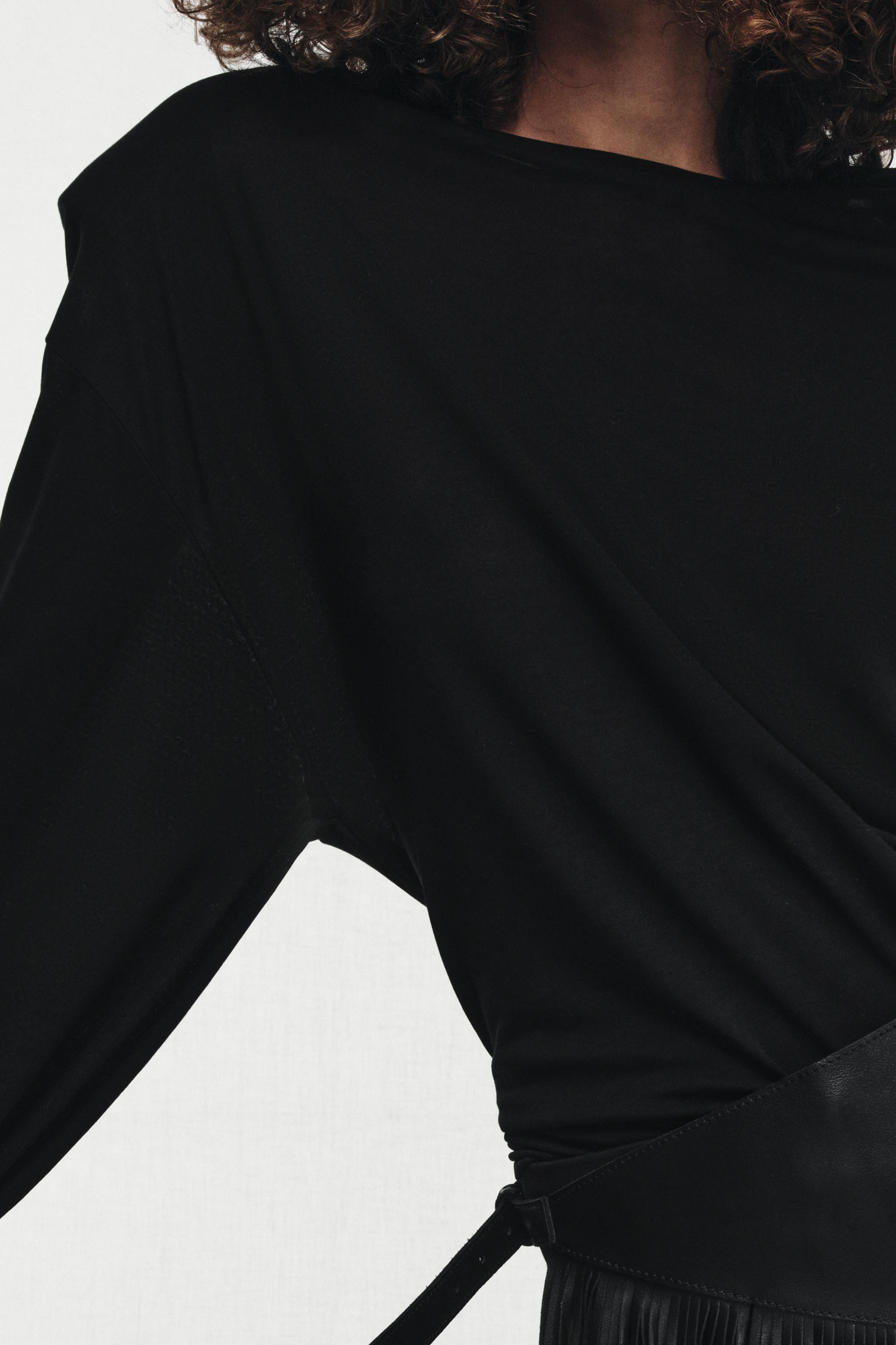 FLOWY SHOULDER PAD T-SHIRT | Zara US