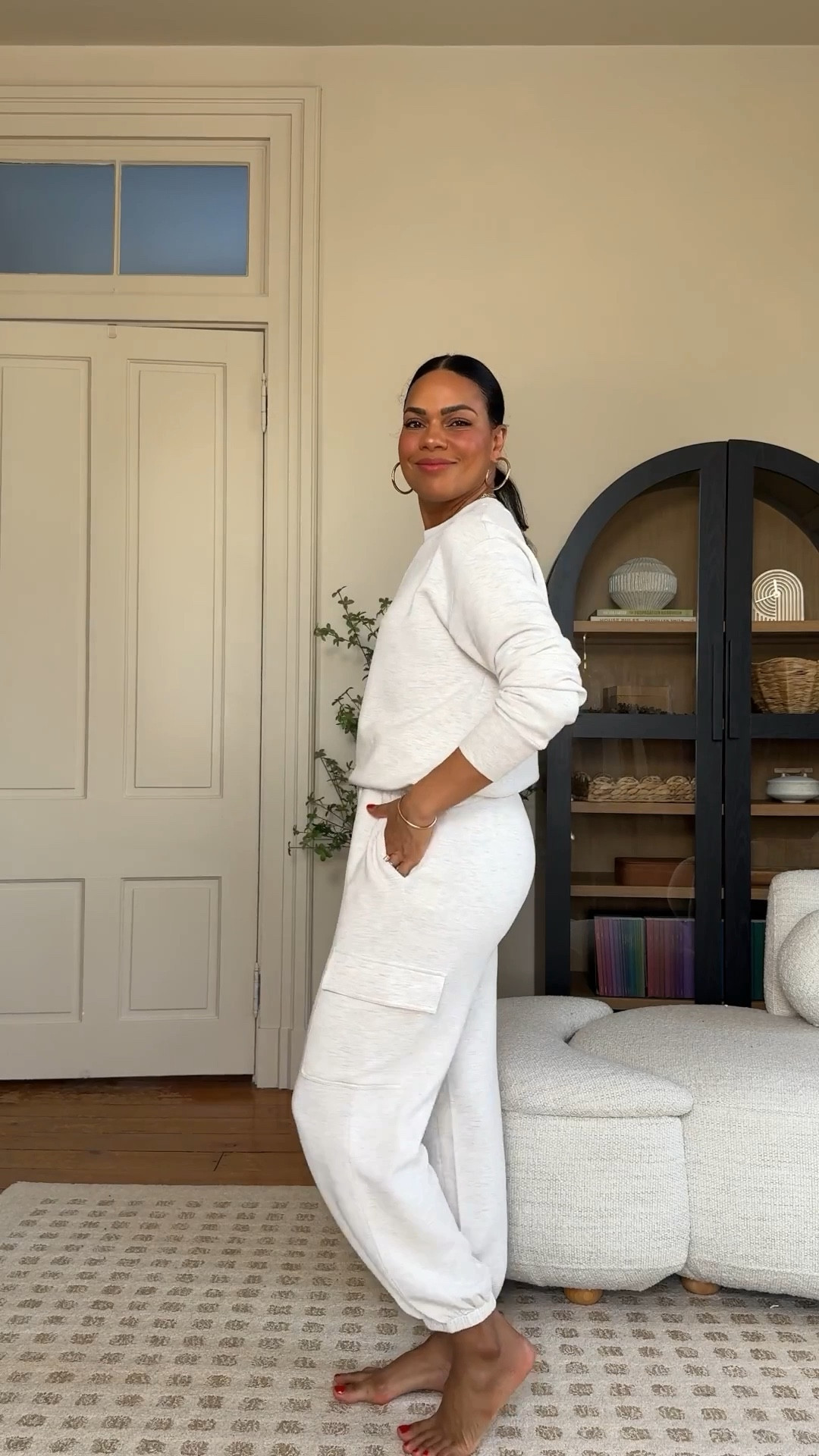 Loving these DoubleSoft® pieces from Varley and when I tell you they live up to the name… you’ll never want to take them off, ever. SO DANG SOFT and the highest quality. Got the 25” length in the cargos, I’m 5’4”. They also come in the other colors. Wore them on the plane to and from NYC. They will be your lounge, errands, travel staple!


#LTKOver40 #LTKSeasonal #LTKActive