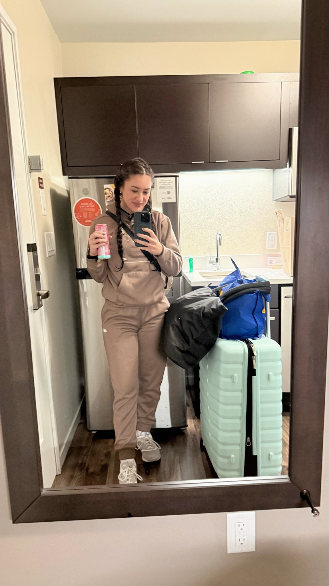 Travel fit

#LTKActive #LTKmomlife #LTKootd