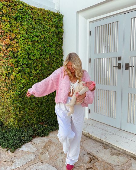 Cozy spring outfit, linen pants and chunky knit cardigans 

#LTKfindsunder100 #LTKstyletip #LTKSeasonal