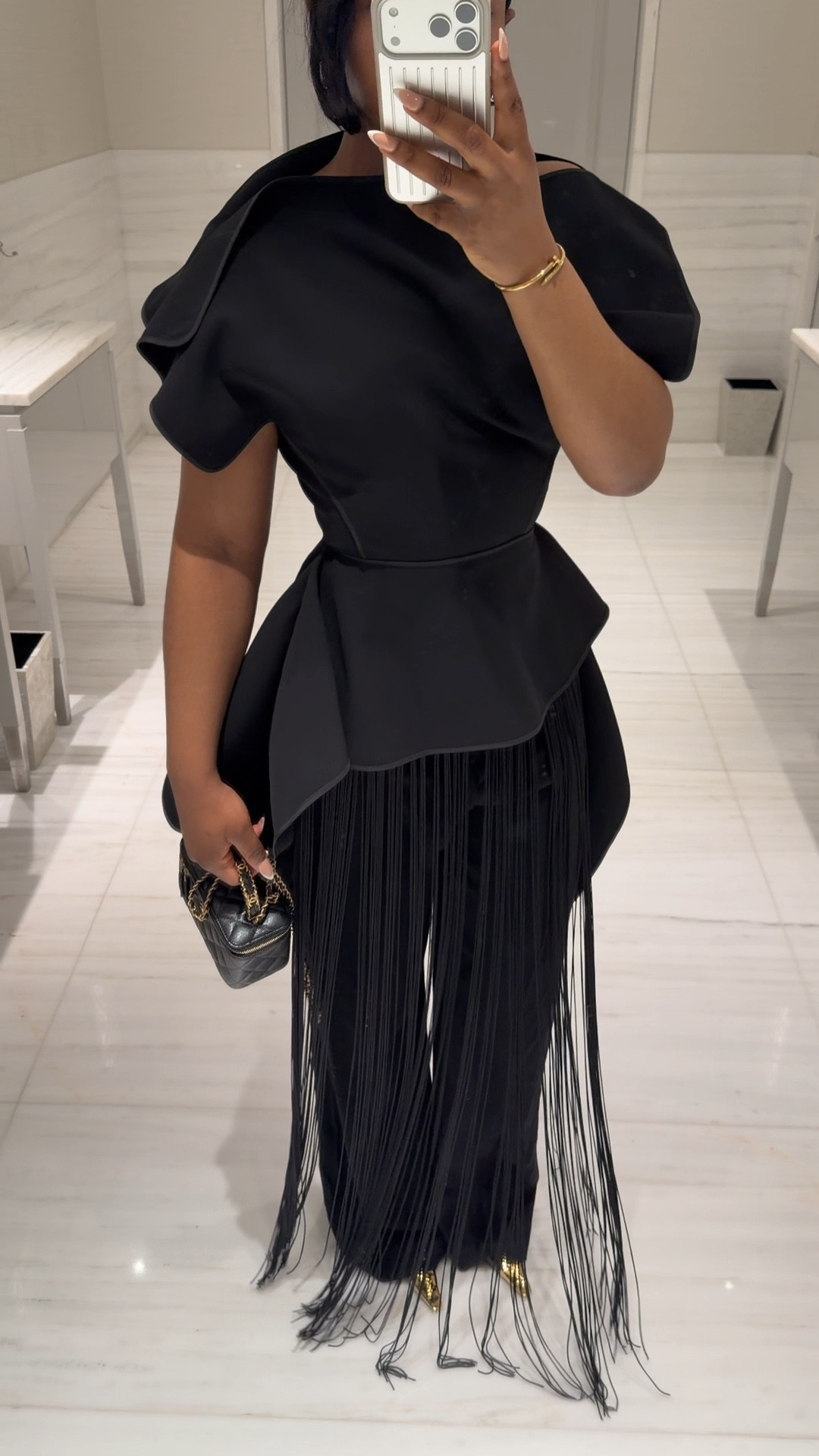 Obsessed with these trousers, frindges are so in at the moment 😍 
Reiss trousers 

#LTKstyletip #LTKspring