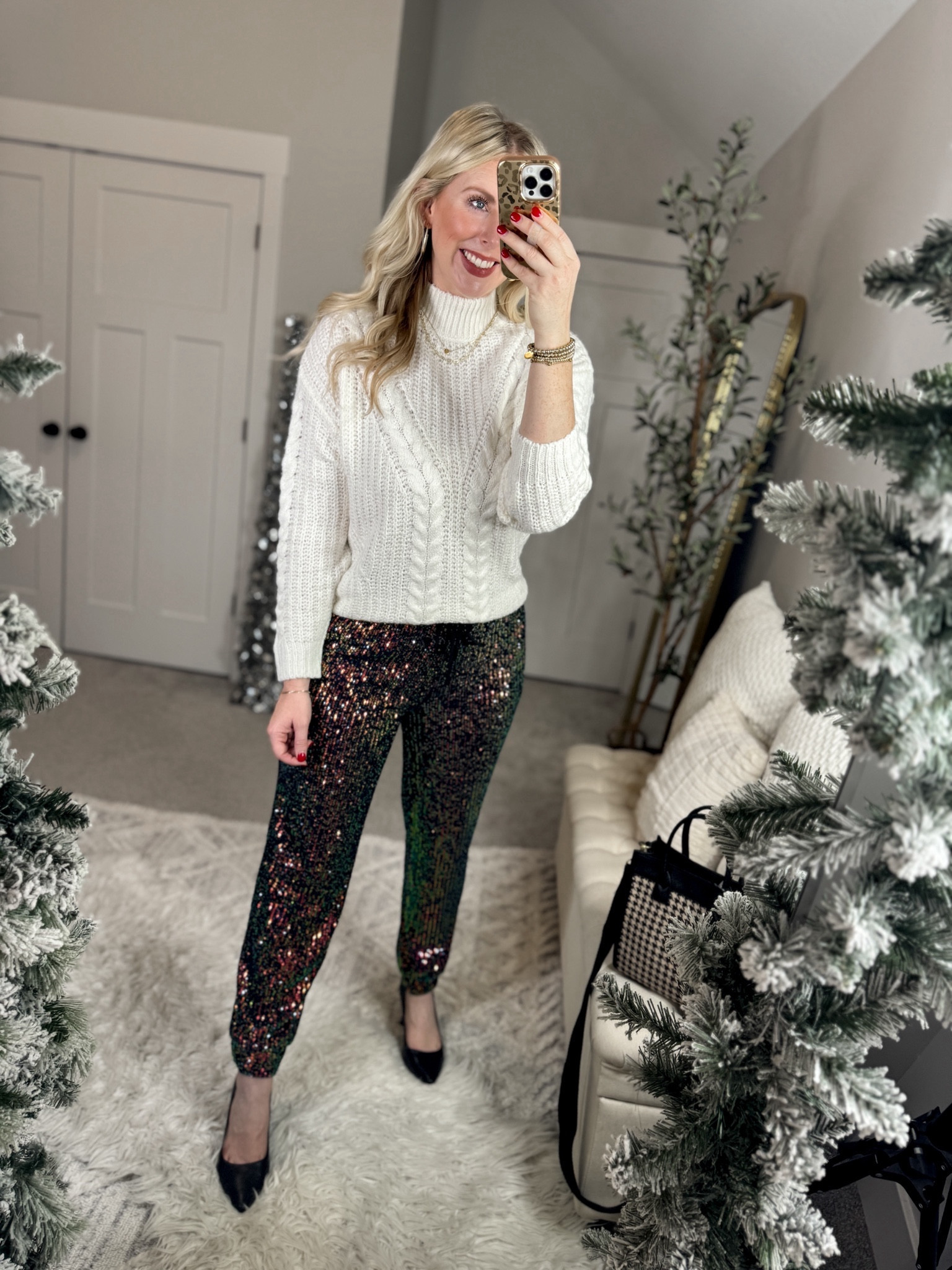 Weekend Walmart wins try on 
Sweater- medium 
Sequin joggers

#LTKHoliday #LTKSeasonal #LTKsalealert