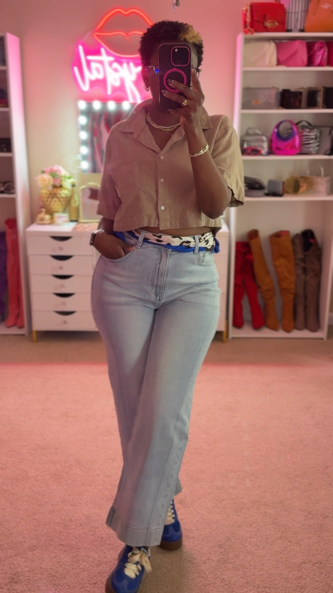 Girl these jeans fit too good! 

#LTKPetite #LTKootd #LTKSeasonal