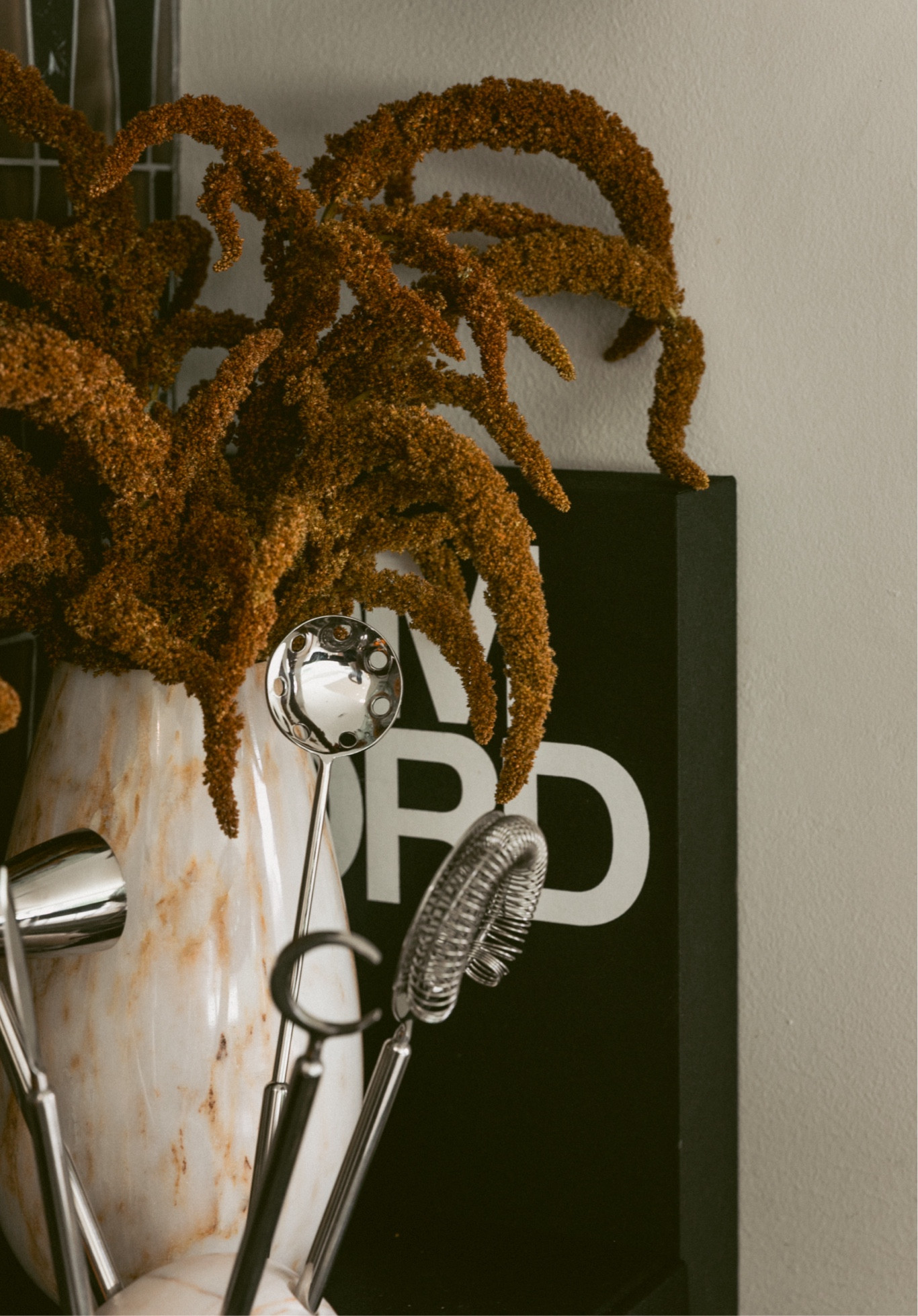 HOME: Dallas, Texas | Kitchen, details, decor, books, black kitchen

#LTKHome