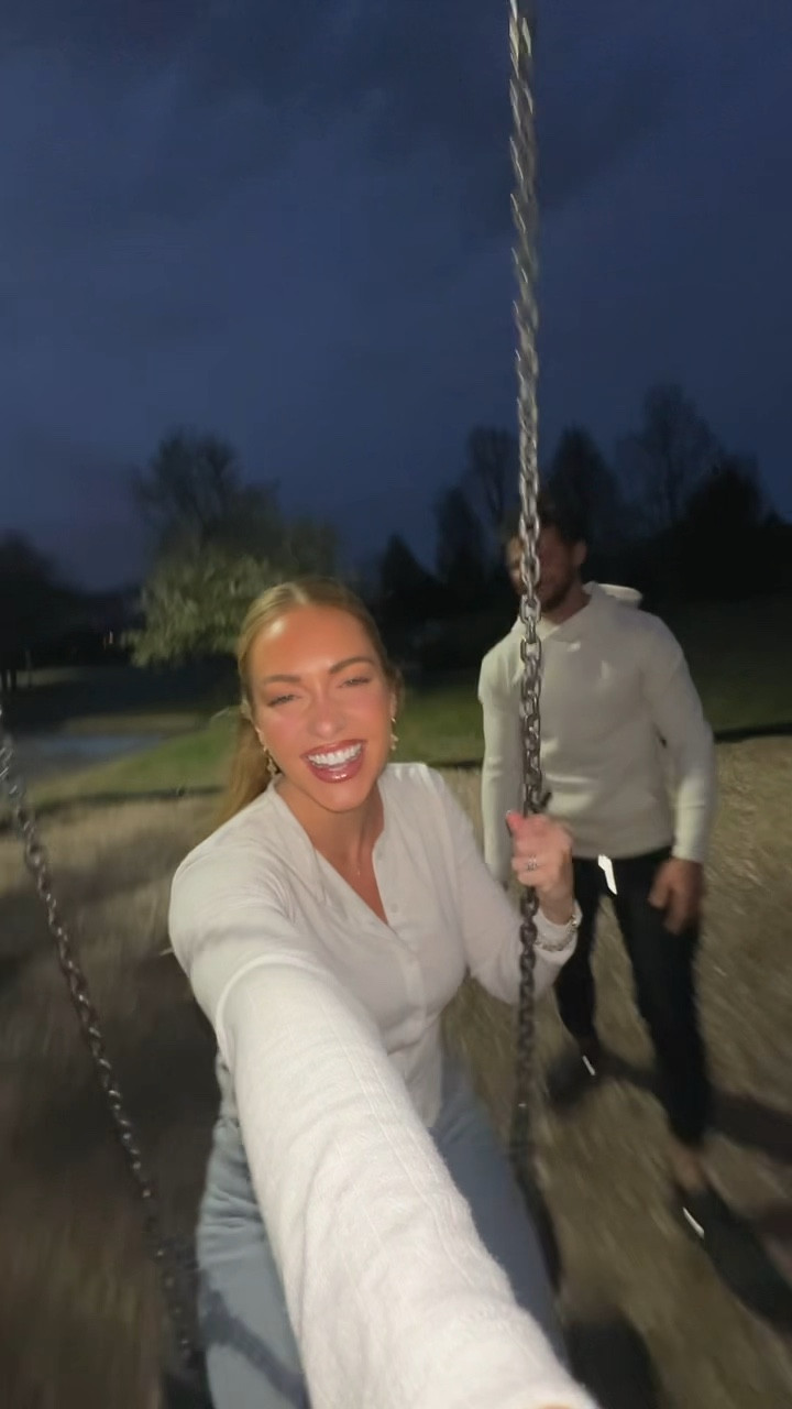 Classic church fit featuring my fav Henley and Levi’s and new kitten heeled sandals for $30!!

#LTKootd