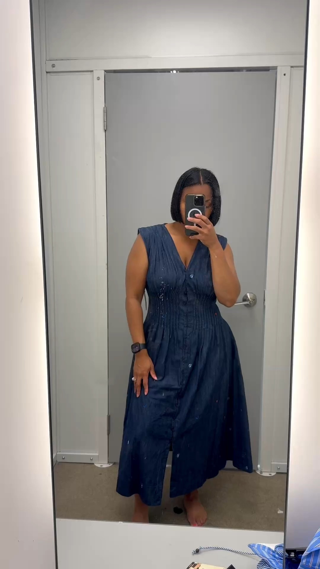 A dress that does it all. 💙

I love finding pieces that are comfortable, flattering, and easy to style—and this denim midi dress checks every box. Whether you’re heading to brunch, work, church, or date night, this is one of those outfits you’ll keep reaching for.

✨ Shop this look through my LTK!

#LTKStyle #LTKFinds #DenimDress #EverydayStyle #FashionOver40

#LTKootd #LTKgrwm #LTKdayinmylife