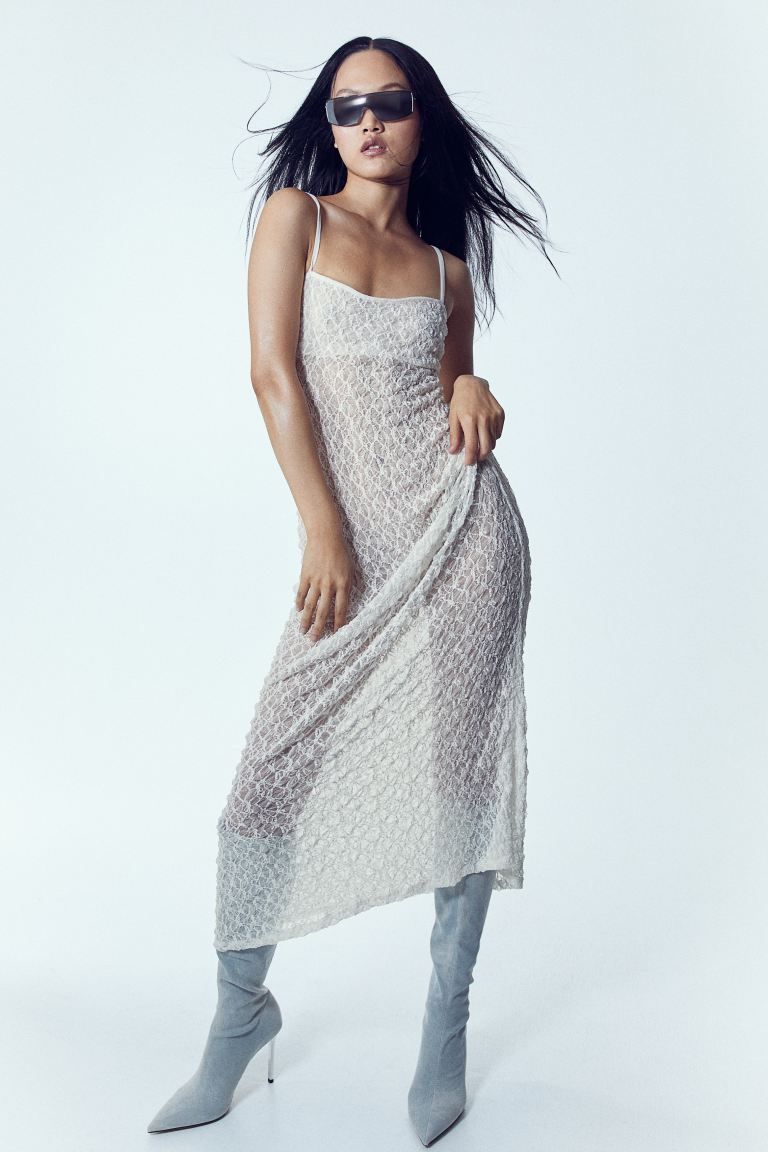 Lace dress - Cream - Ladies | H&M GB | H&M (UK, MY, IN, SG, PH, TW, HK)