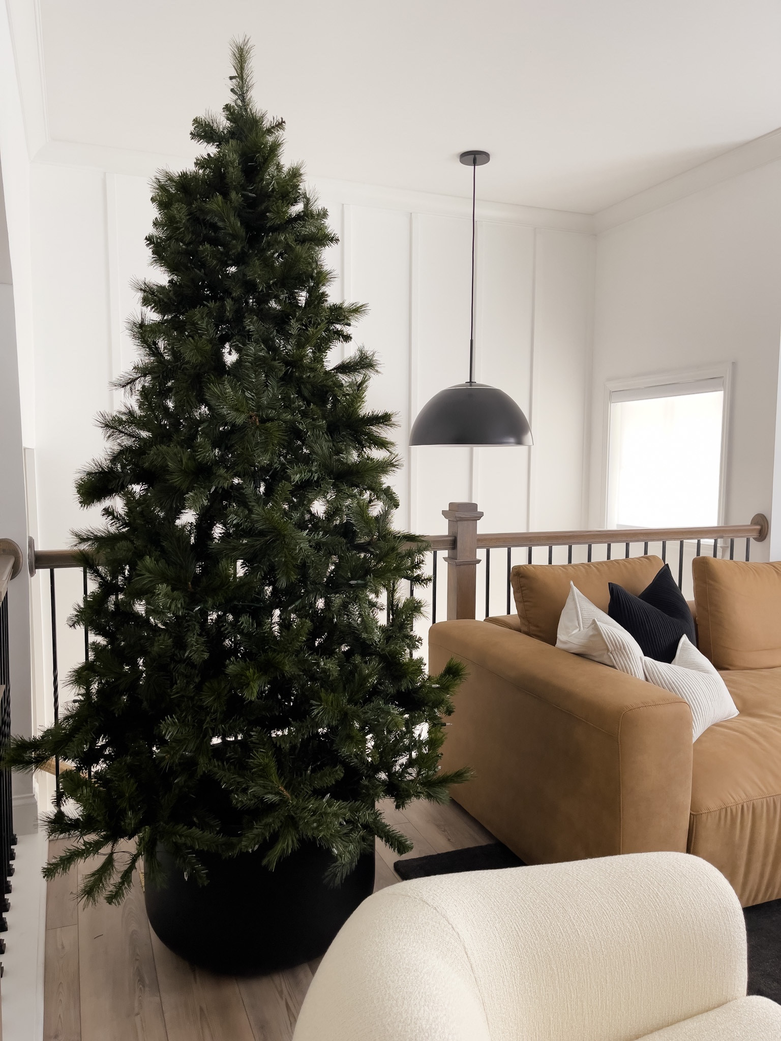 Home Depot. Christmas tree. Tree base. Affordable holiday Decor. Holiday decor. Christmas decor. 


#LTKHoliday #LTKSeasonal #LTKhome