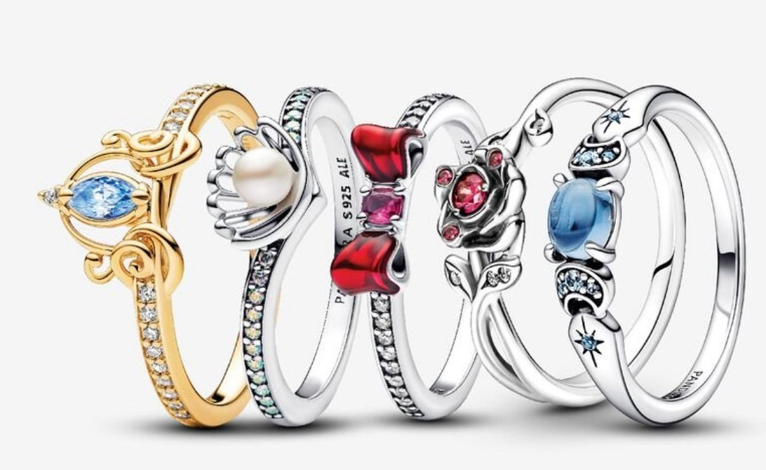 Princess rings 

#LTKGiftGuide