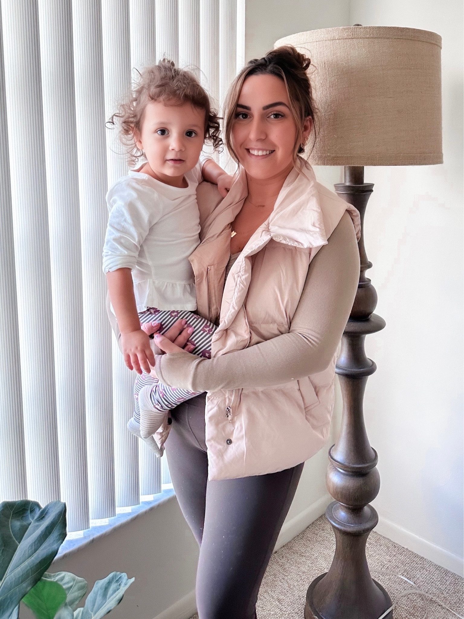 Neutral winter look 🤎
Wearing a size medium in top and puffer vest
Wearing size small in leggings 


#LTKSeasonal #LTKsalealert #LTKfindsunder50