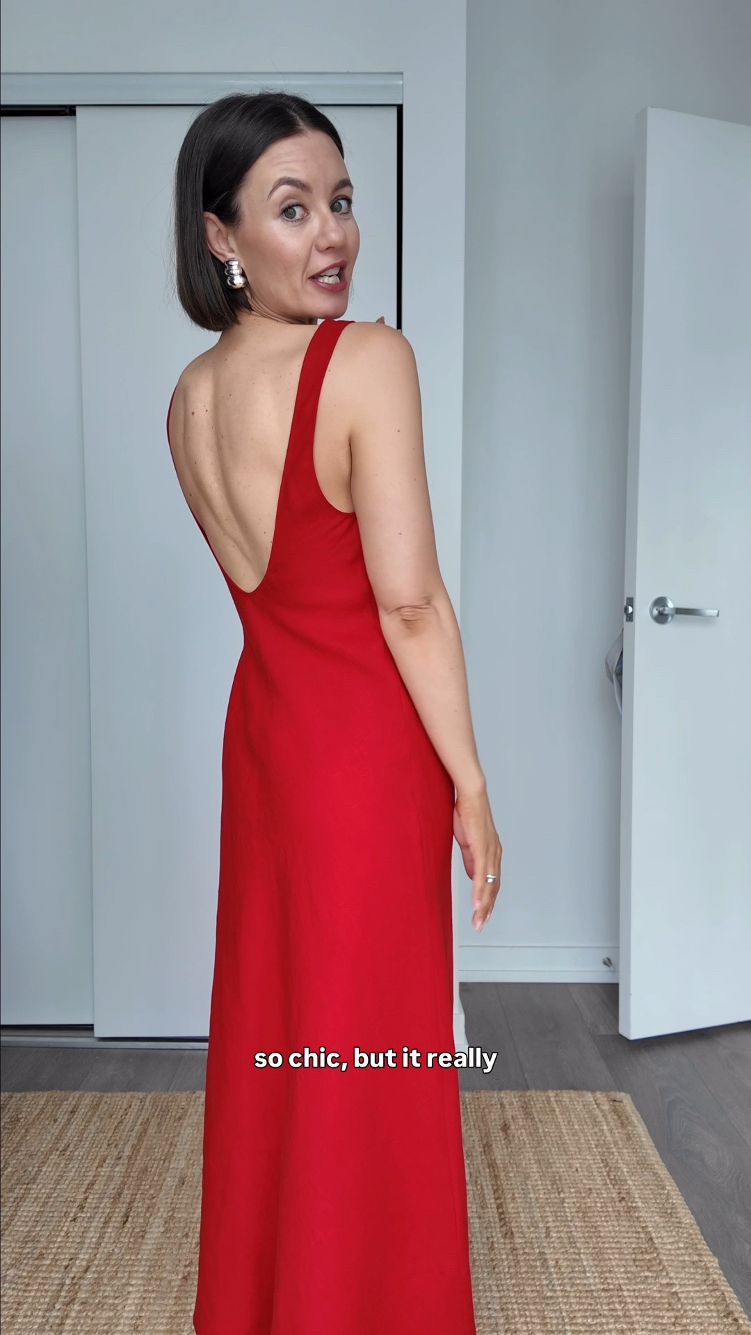 That moment when you find the perfect red linen dress! I’m wearing an XS.

#LTKdresses #LTKsummer #LTKtravel