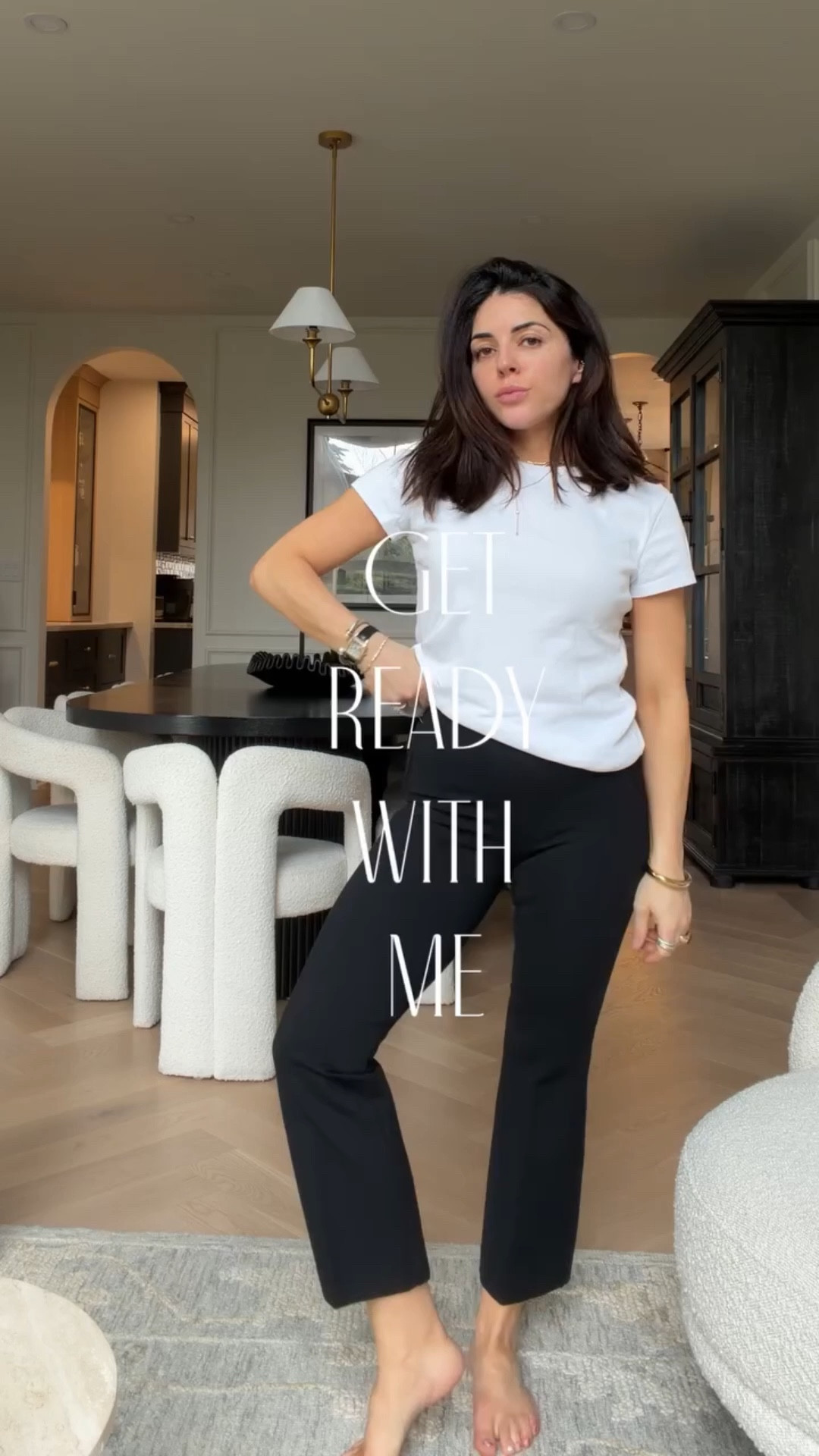 The most freeing thing about my late 30s is having the confidence to go out for dinner without a stitch of make up ✨

Millennial mom, millennial mom style, petite style