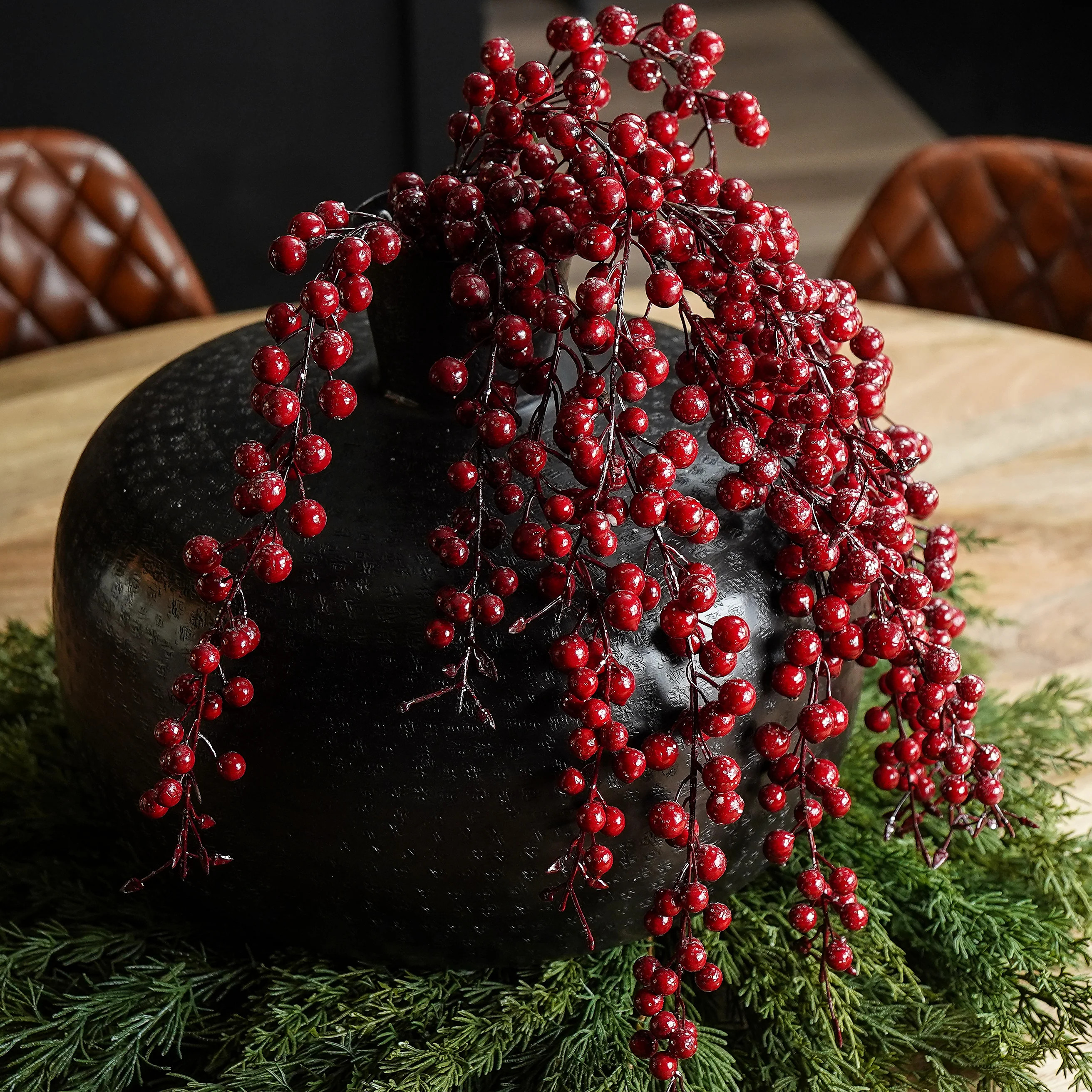 Weatherproof Icy Red Berry Hanging Stem | MJHome