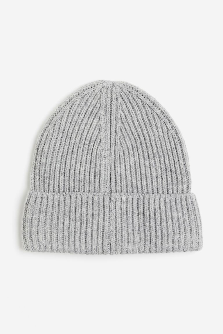 Rib-knit hat | H&M (UK, MY, IN, SG, PH, TW, HK)