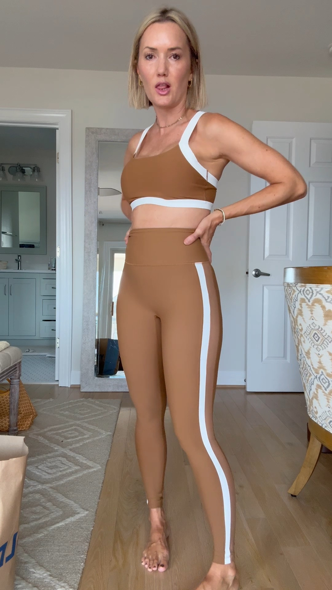 Workout leggings are the blue ones shown below just click on it and you’ll see the brown color. I’m 5’2 and got xs in leggings and medium in top

#LTKActive #LTKOver40 #LTKootd