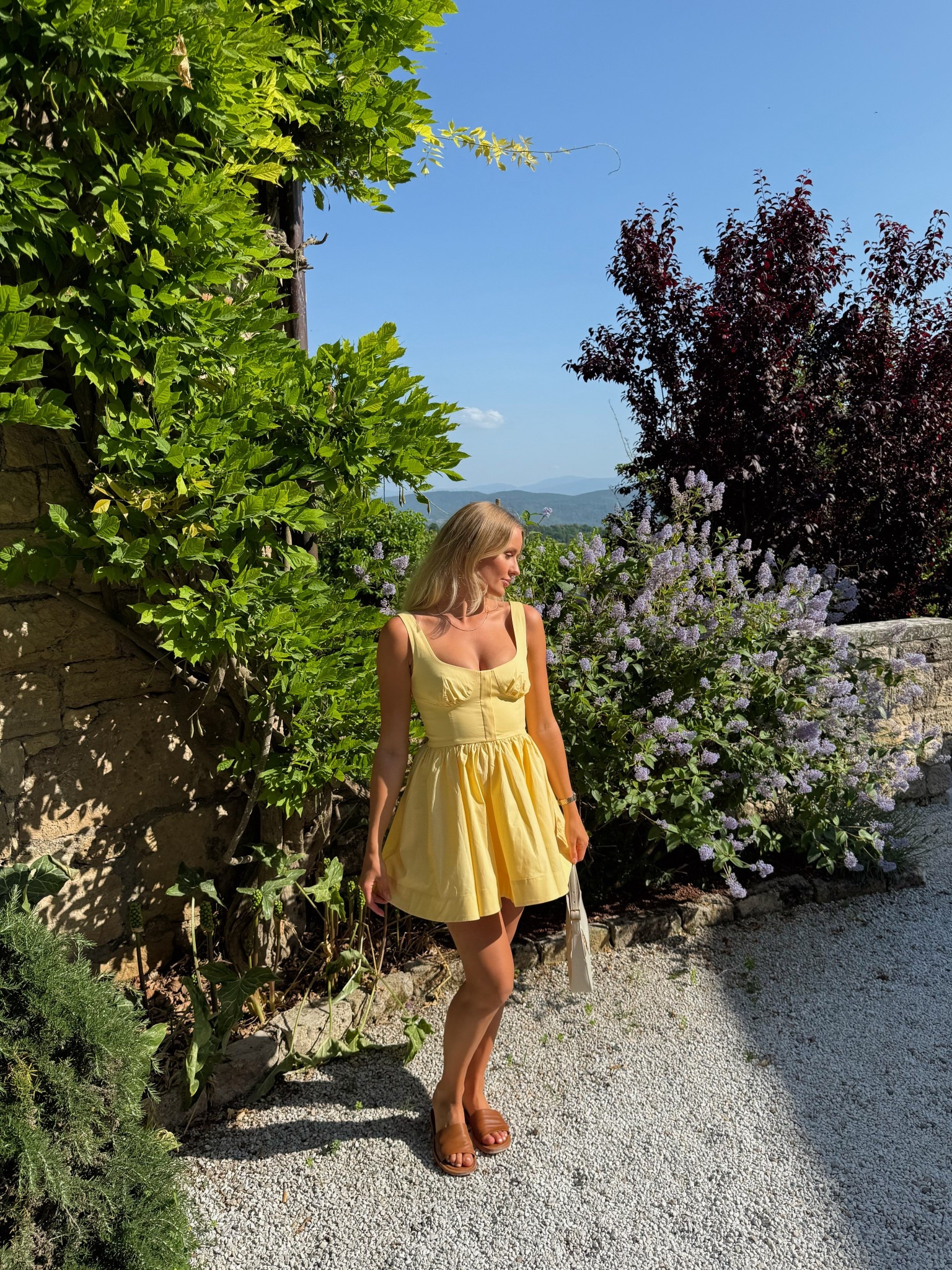 Tuscan sun yellow 🌞

#LTKTravel #LTKSeasonal #LTKSummerEdit