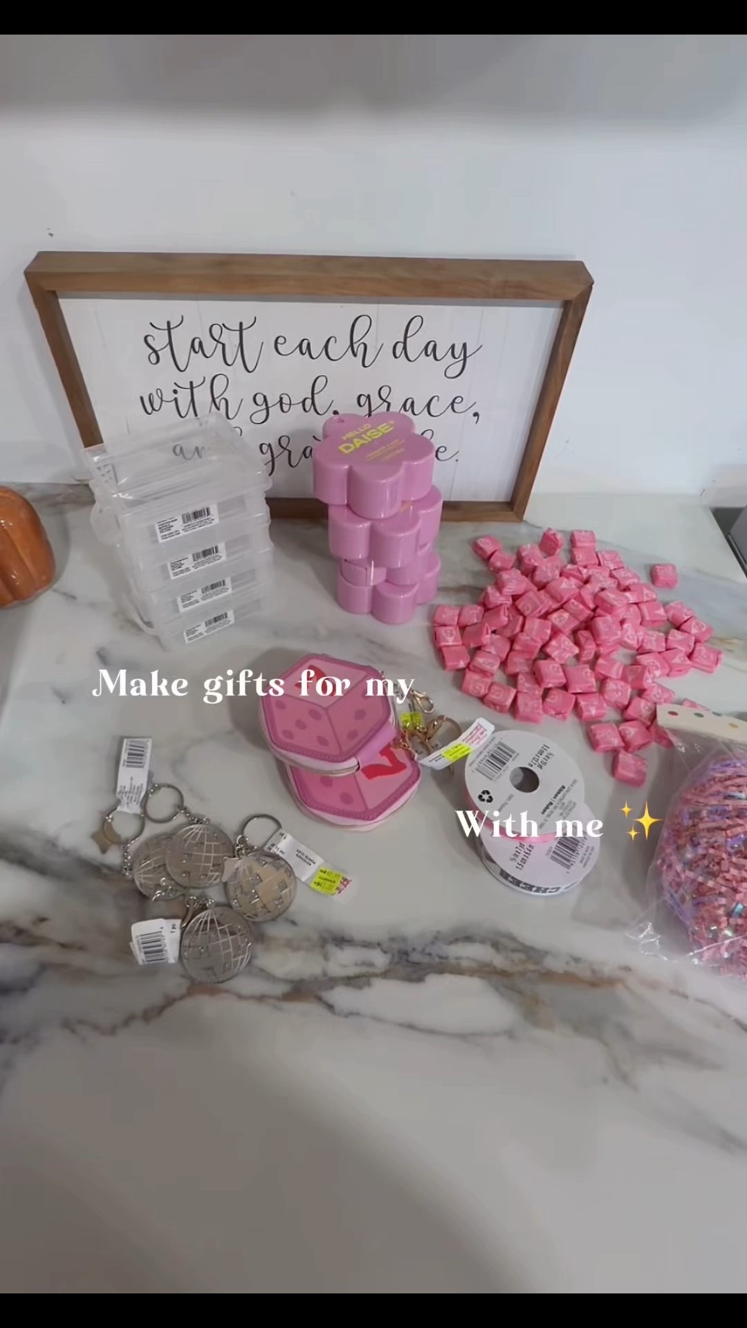 ✨🎀 𝒞𝒽𝑒𝑒𝓇 𝒸𝑜𝒶𝒸𝒽 𝒹𝓊𝓉𝒾𝑒𝓈 📣✨

#LTKParties #LTKGiftGuide