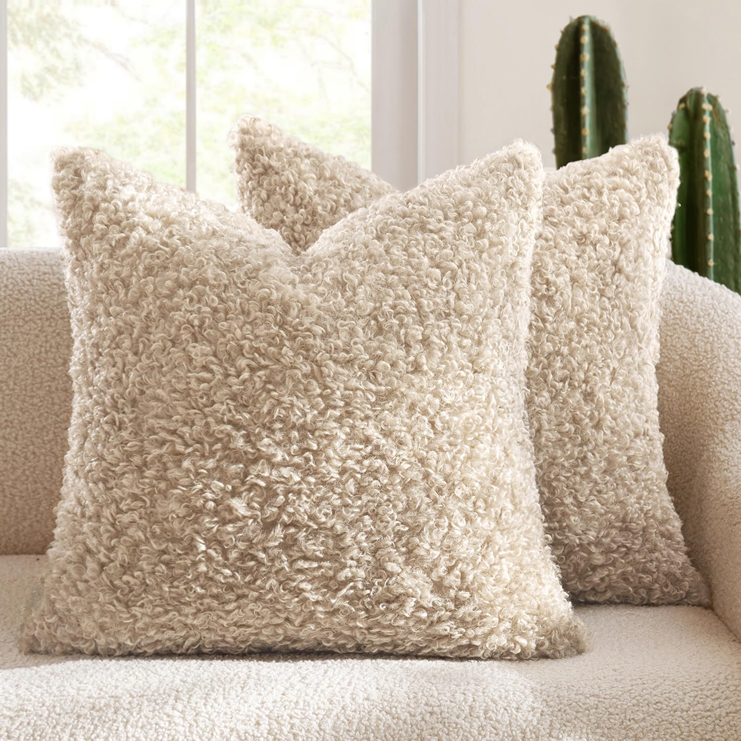 MIULEE Pack of 2 Faux Fur Throw Pillow Covers 18x18 Inch Neutral Oatmeal Boucle Decorative Sherpa... | Amazon (US)