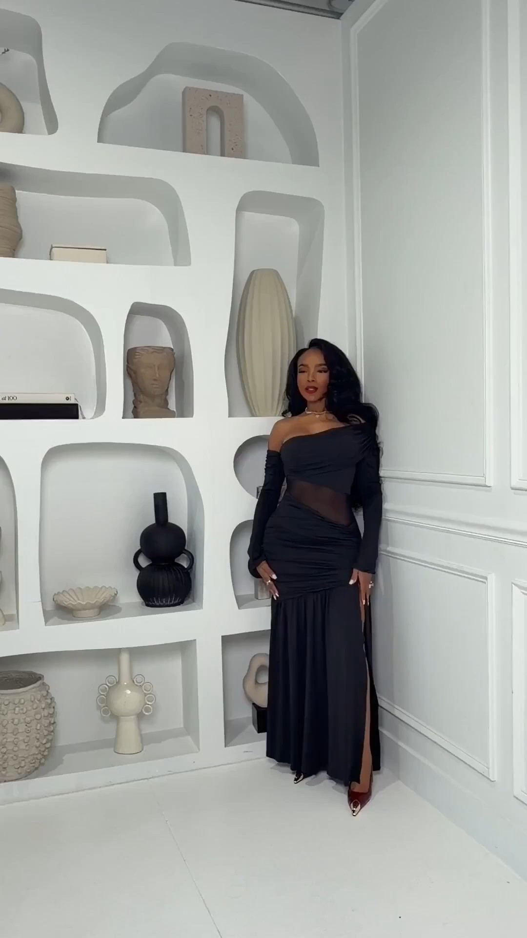 Romantic, sleek, and made for a Valentine’s night that calls for drama ✨  
This black cut-out gown is one of those pieces that does all the talking — sculpting, flattering, and effortlessly elegant from every angle.

Perfect for Valentine’s Day dinner, a romantic date night, or an upscale evening event where you want to stand out without overdoing it.

📏 Sizing: True to size with a body-hugging fit that stretches comfortably and highlights curves.

This is the kind of piece you’ll reach for again and again — style it with heels for date night or elevate it with statement jewelry for special occasions. Cost per wear drops fast with a timeless silhouette like this.

Save this post to revisit later or shop instantly on the app to see all the details.

Follow me on Instagram and YouTube @kirasfashionfinds

Follow my LTK @kirasfashionfinds on the @shop.LTK app to view this post and get my exclusive app-only content!

#liketkit 
@shop.ltk
https://liketk.it/5JBiZ