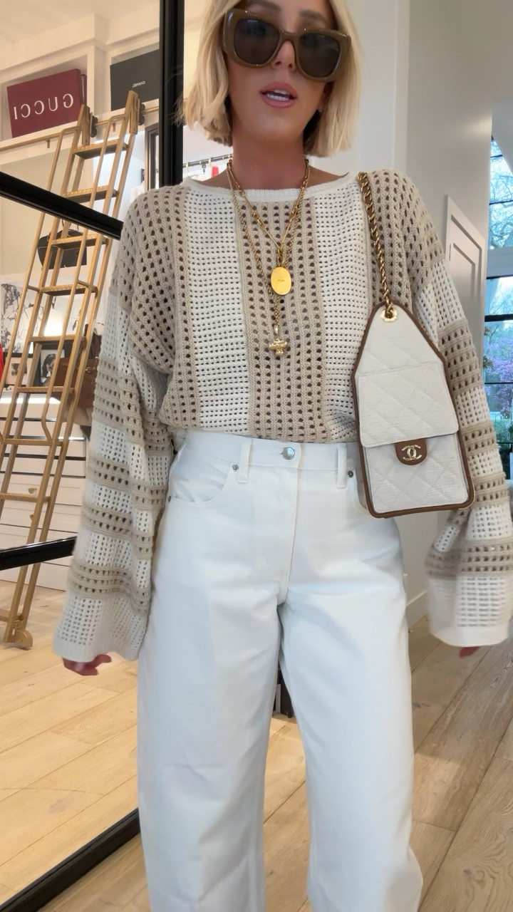 Probably my fav target look in awhile 🔥🔥🔥 medium in top and 6 in denim 