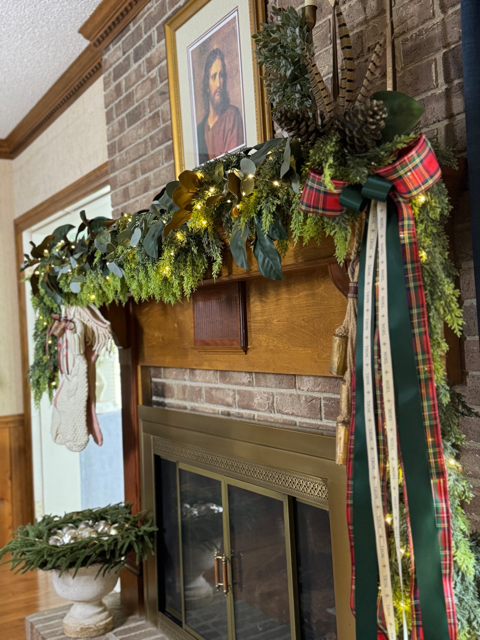 Christmas mantle Ralph Lauren Inspired 

#LTKHome #LTKHoliday #LTKSeasonal