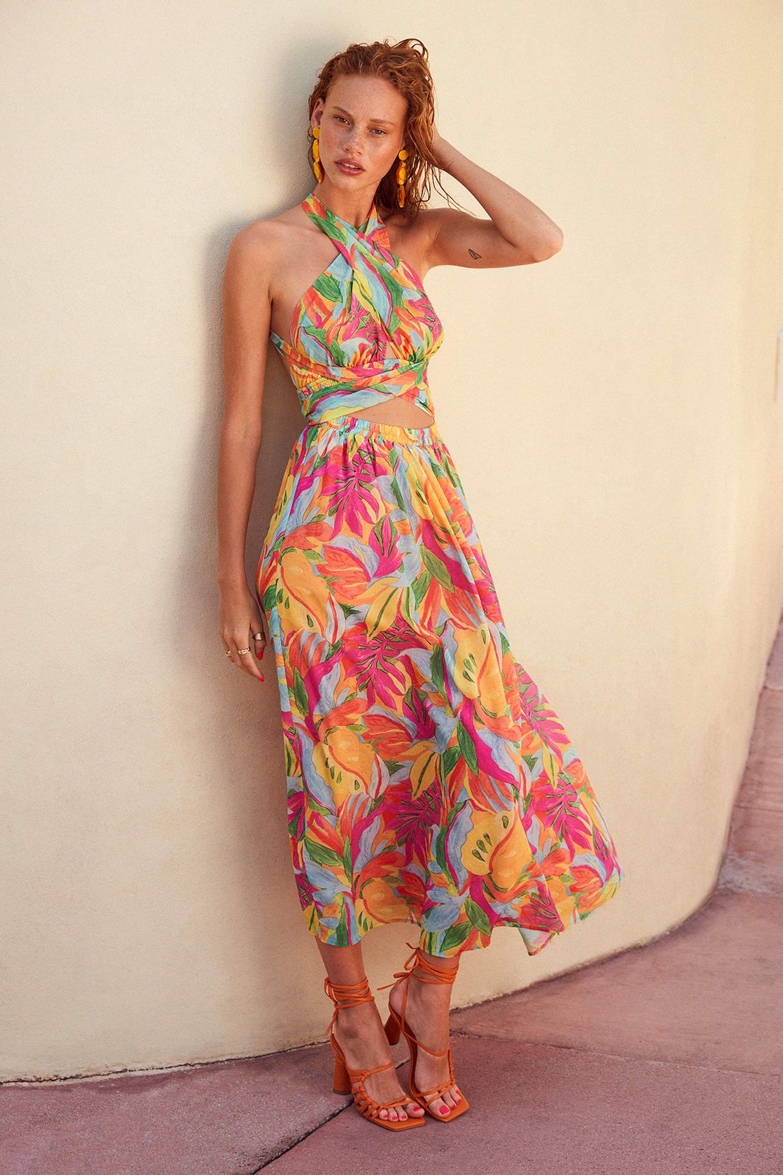 Tropical Breezes Multi Tropical Backless Halter Maxi Dress | Lulus (US)