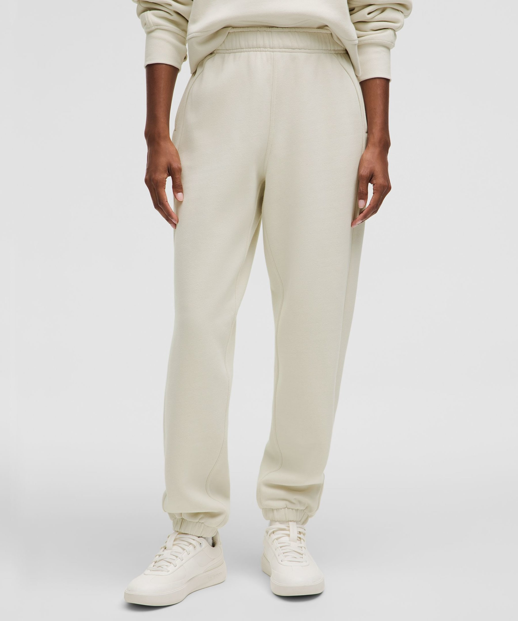 Scuba Mid-Rise Oversized Jogger Regular - Resale | Lululemon (US)