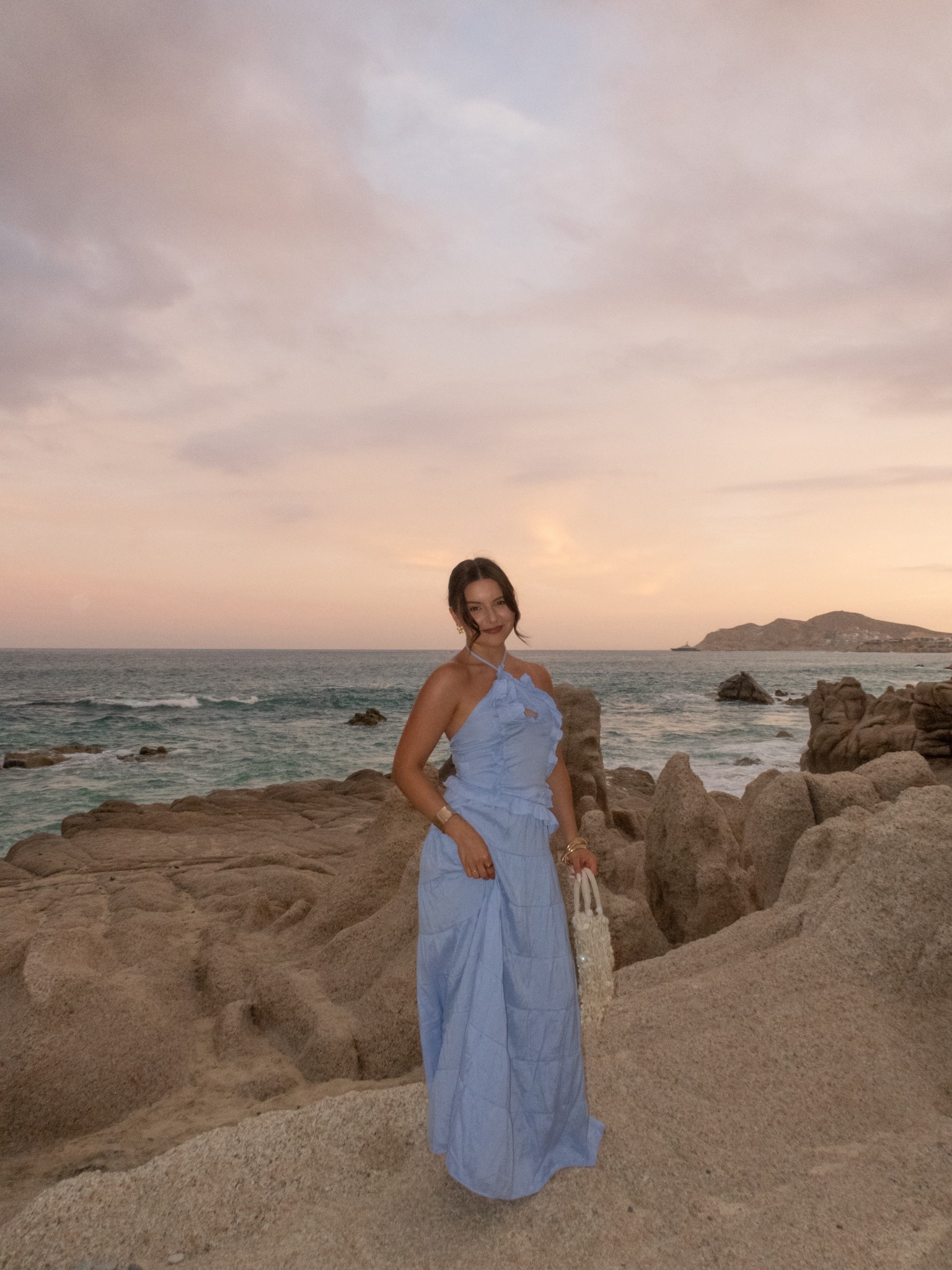 This gorgeous two-piece set is from Amazon… can you believe it?! Perfect outfit for dinner on vacation ✨🐚

#LTKootd #LTKTravel