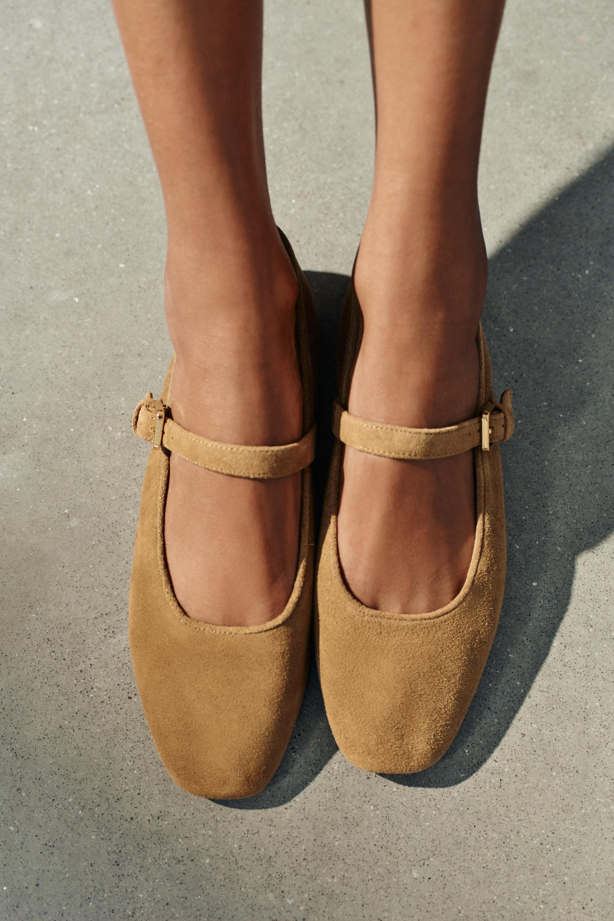 SUEDE BALLET FLATS | Zara US